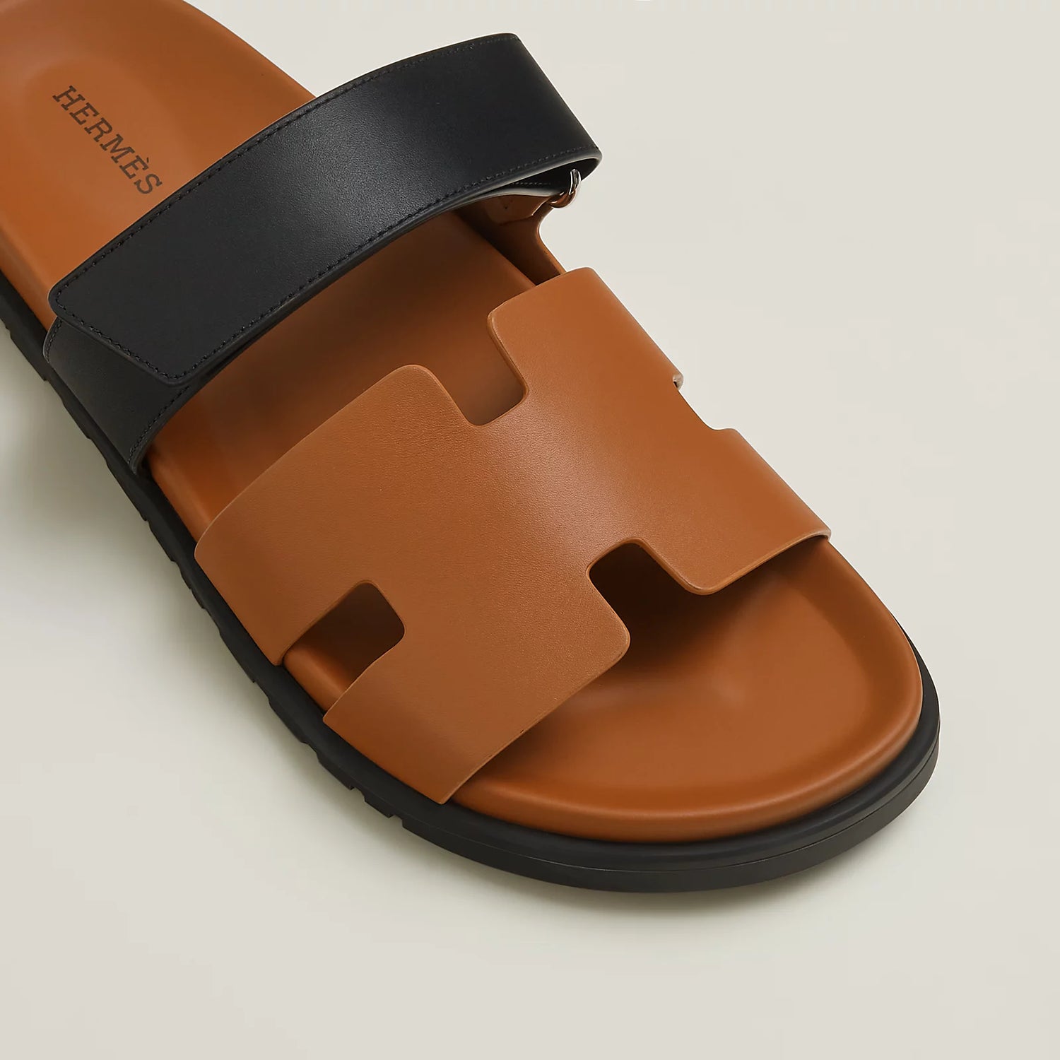 Chypre Sandal - Natural Black