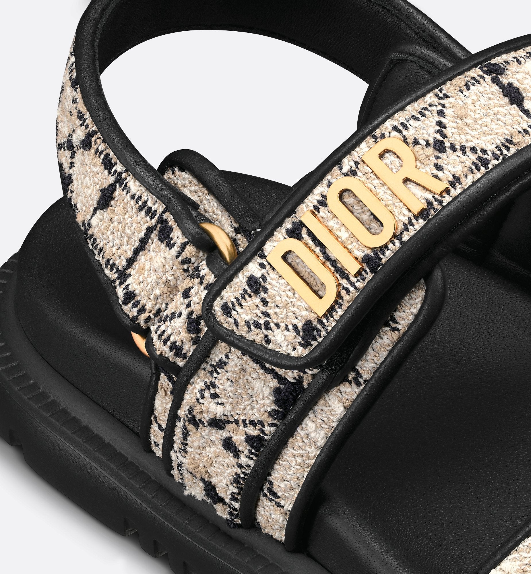 Dior Dioract Sandal Beige And Black Cannage Tweed, Closeup Logo