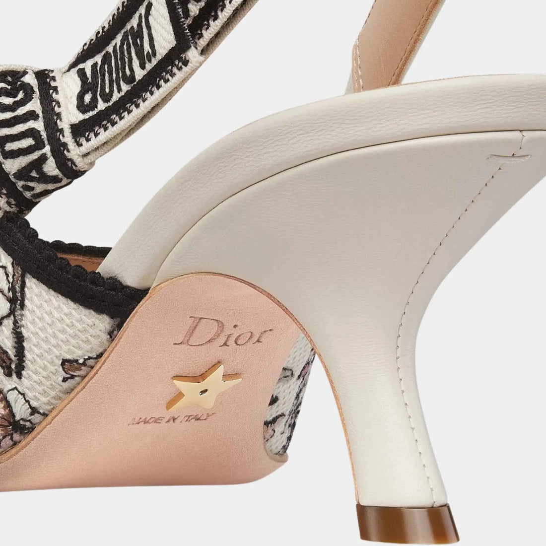 alt
حذاء Dior J Adior Slingback Pump القطني بنقشة Millefiori، من الخلف