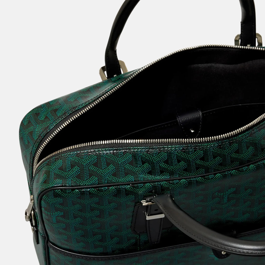حافظة مستندات Goyard Ambassade MM إصدار محدود، من الداخل