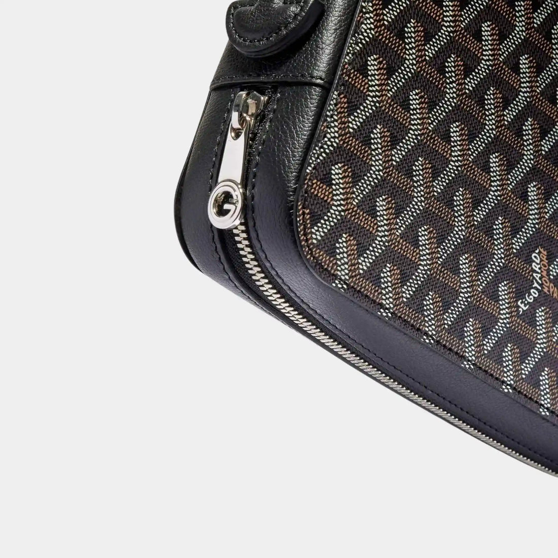 Goyard Compagnon Universel A4، باللون الأسود، منظر جانبي