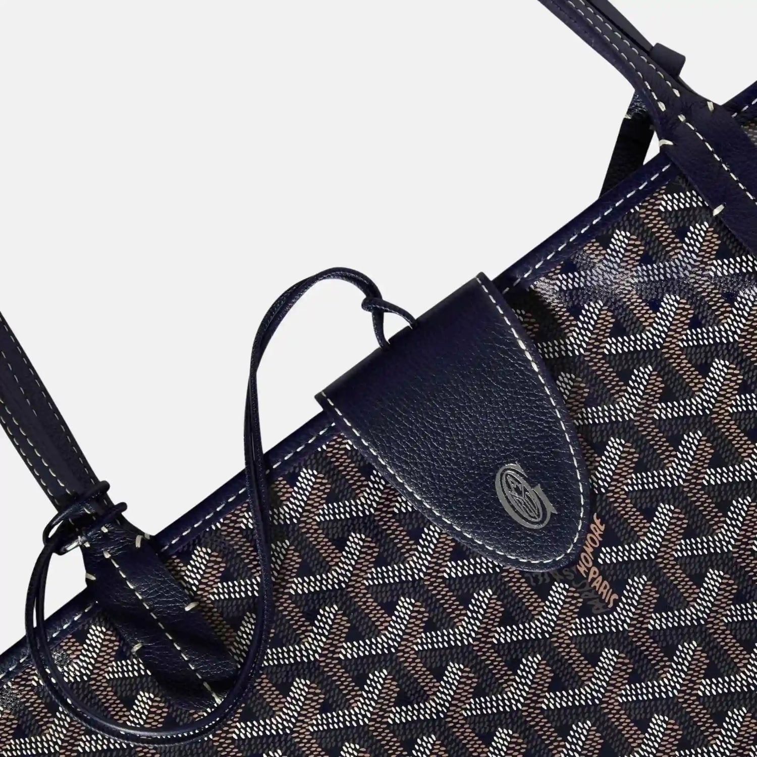 Goyard Croc Universel, Navy Blue, Usage