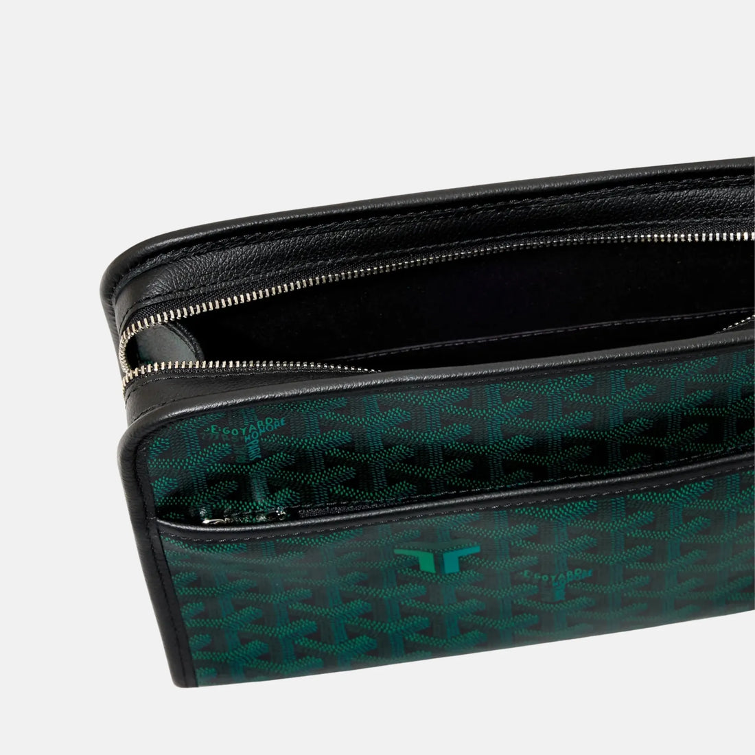 حقيبة مستلزمات Goyard Jouvence MM إصدار محدود، من الداخل