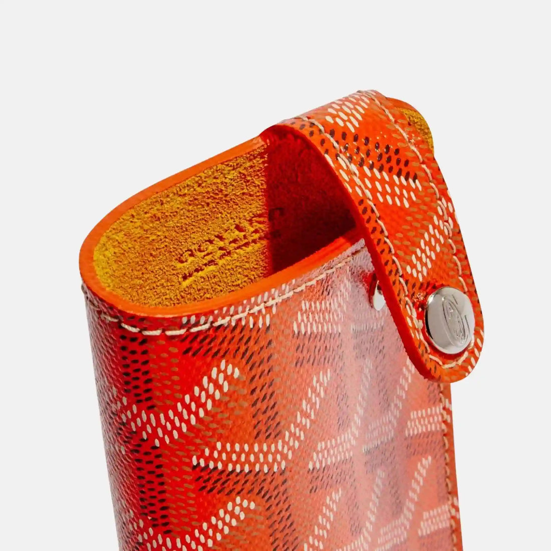 حافظة نظارات Goyard Montmartre PM، برتقالي، لقطة قريبة
