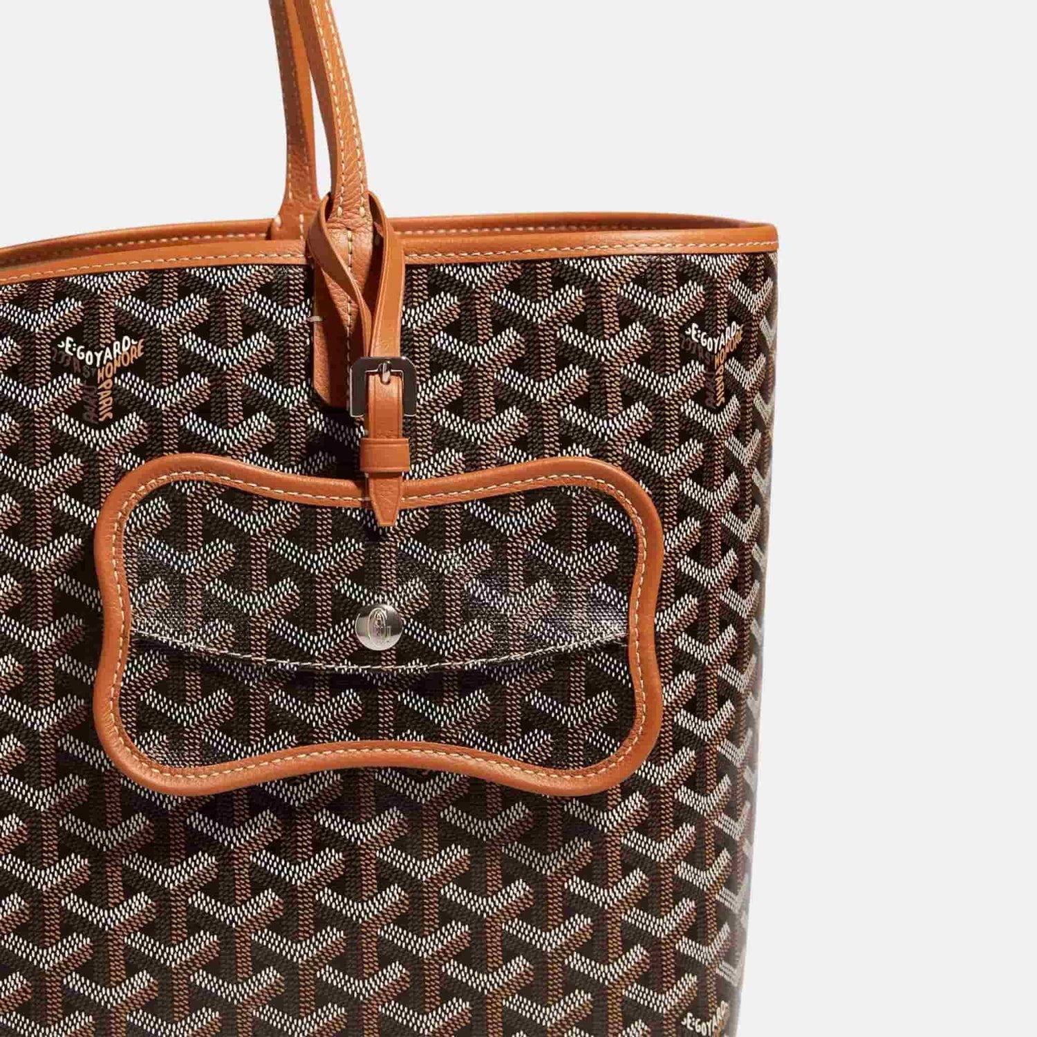 Goyard Os Grey Luxury Dog Pocket, Black and Tan, Close