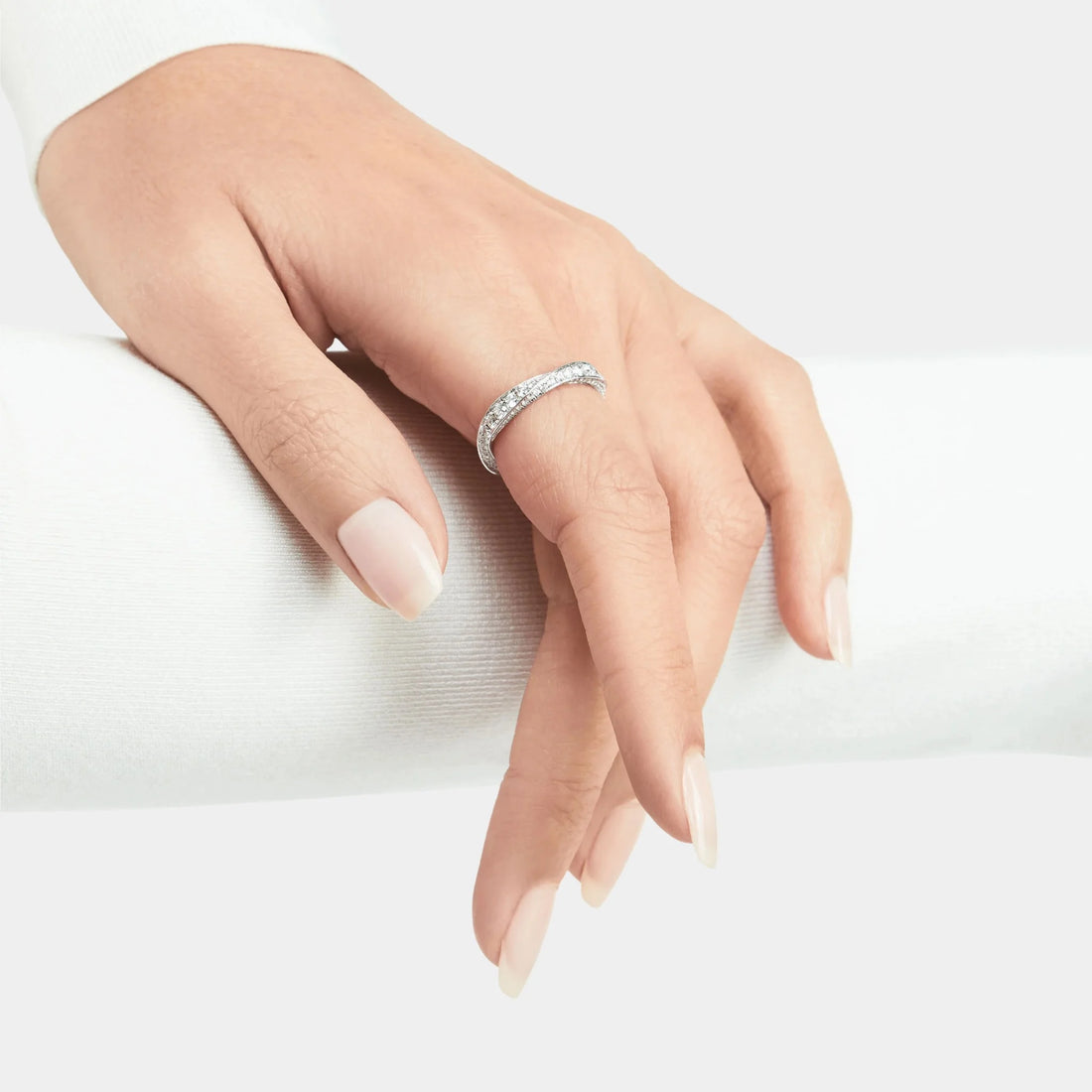 Graff Spiral Pavé Diamond Band White Gold 3.5MM, Model