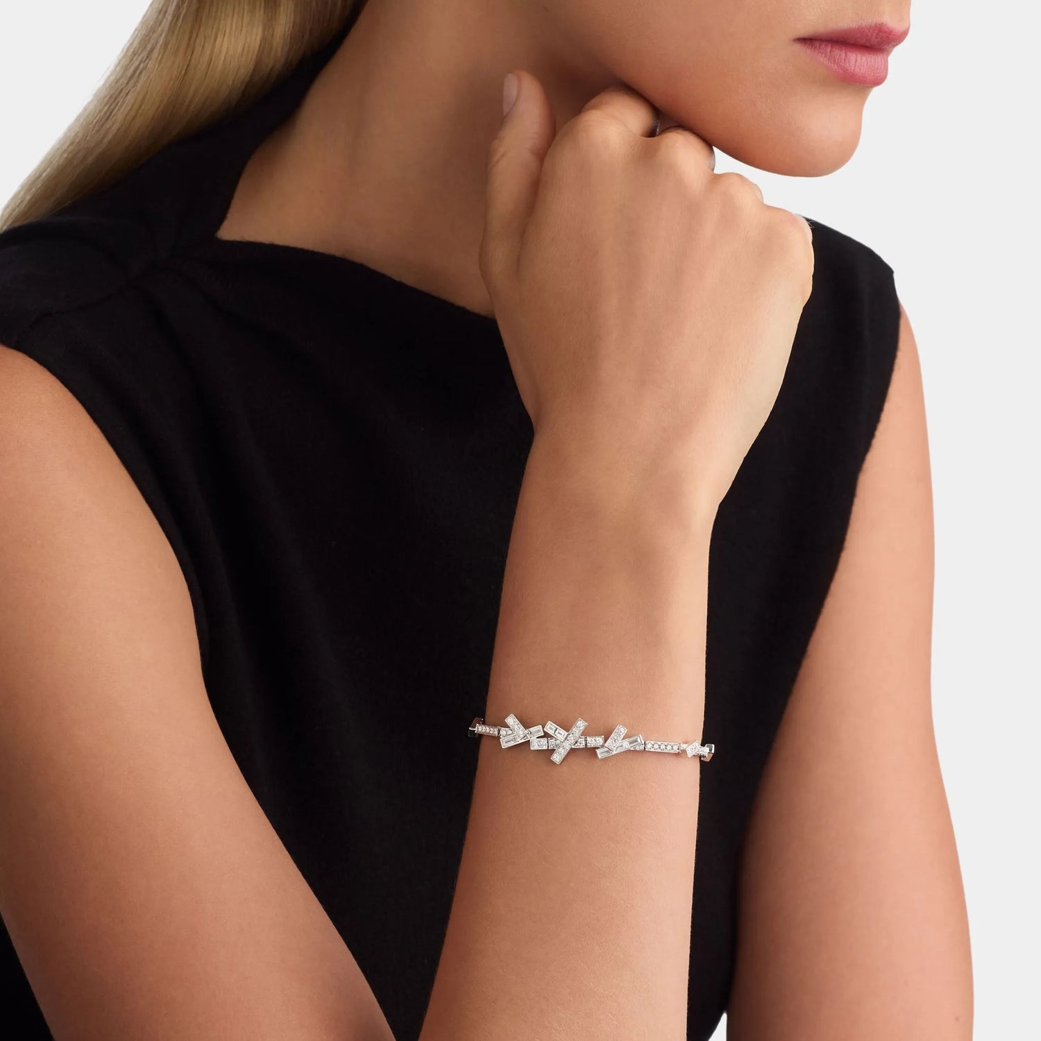 Graff Threads Diamond Bracelet, White Gold, Model