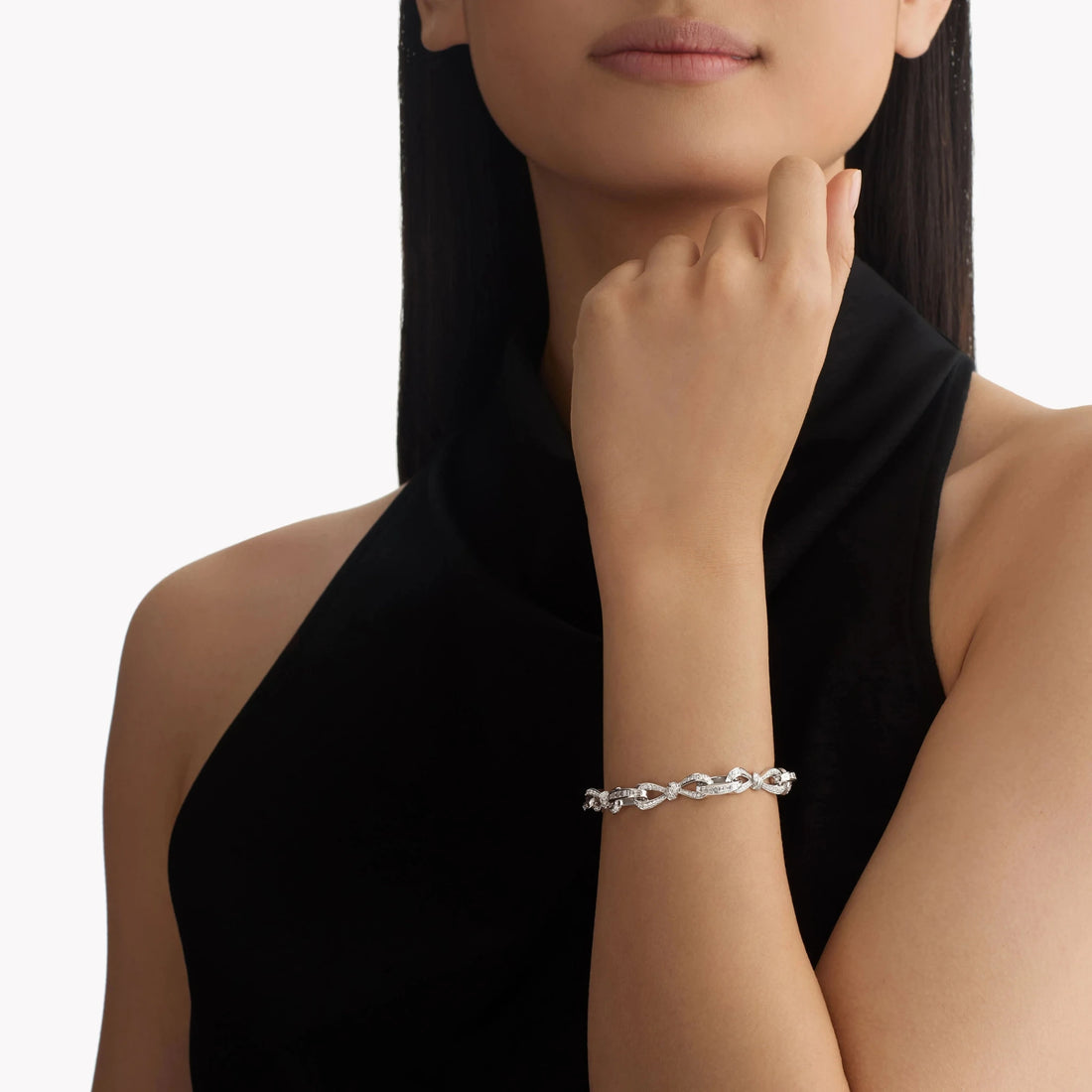 Graff Tildas Bow Diamond Link Bracelet White Gold, Model