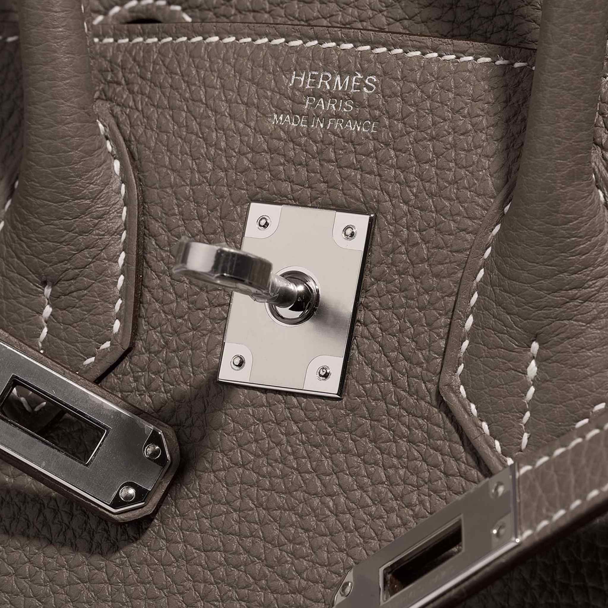 Hermes Birkin 25 Togo Etoupe PHW, Lock, Closeup