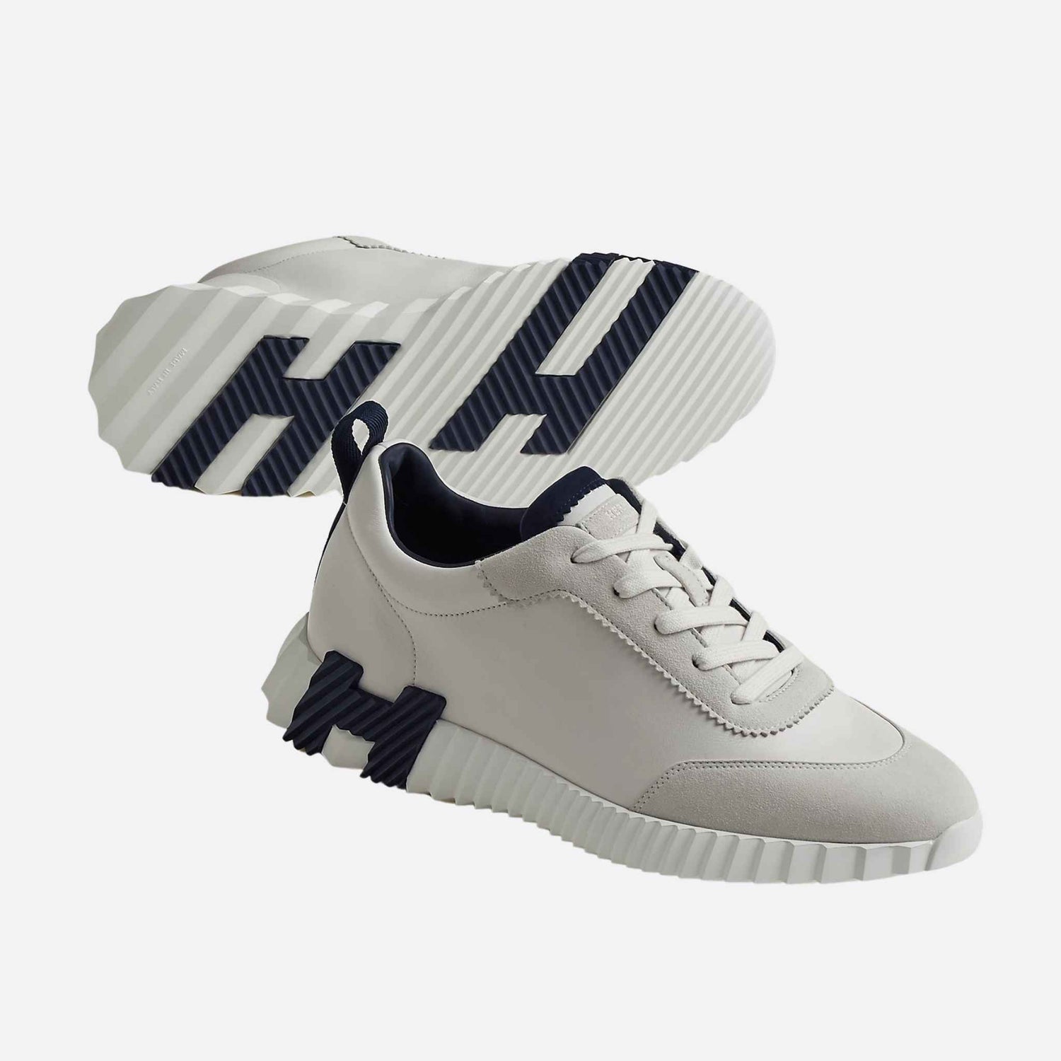 Hermes Bouncing Sneaker Calfskin Suede Men, Blanc, Front