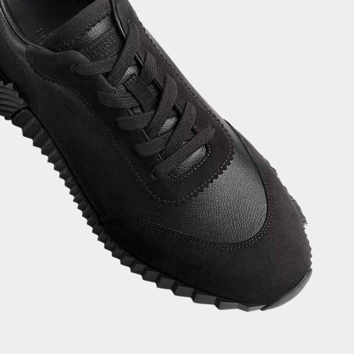 Hermes bouncing Sneakers Black, Top Closeup