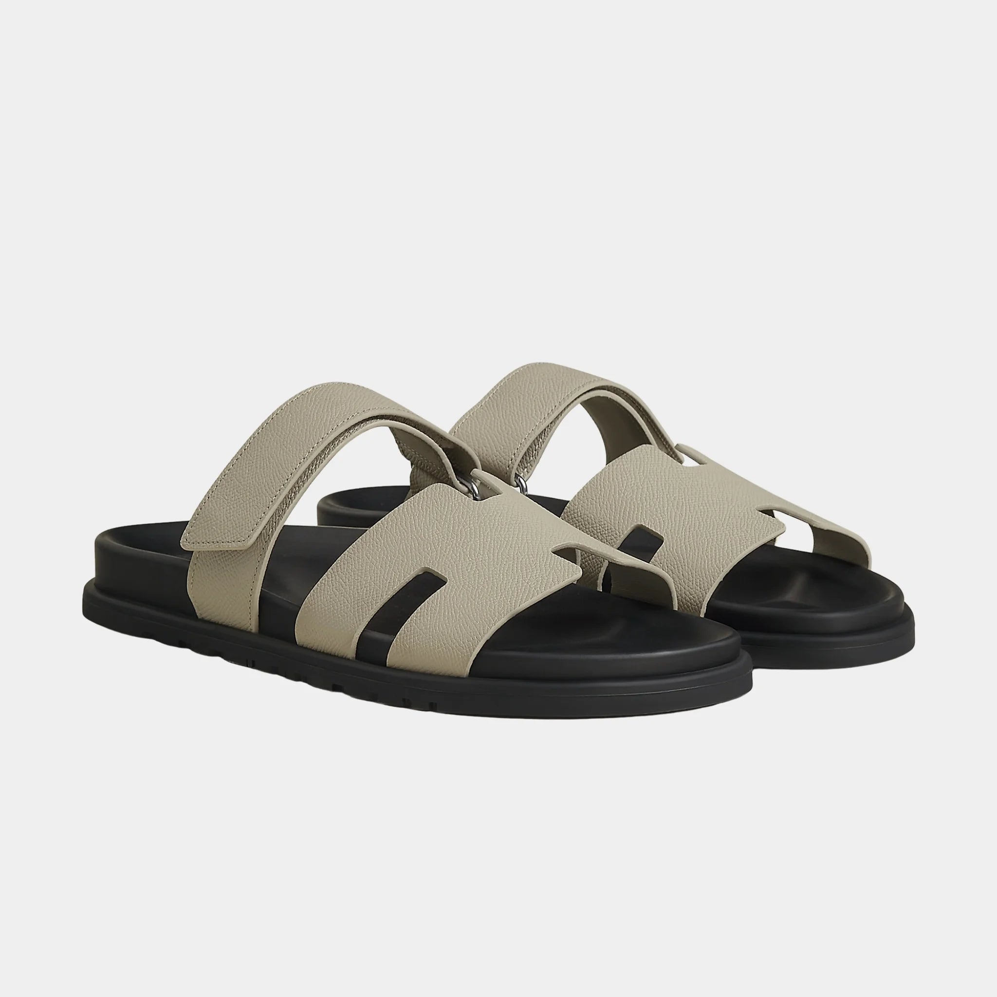 Hermes Chypre Sandal Epsom Men, Beige Esquisse, Front