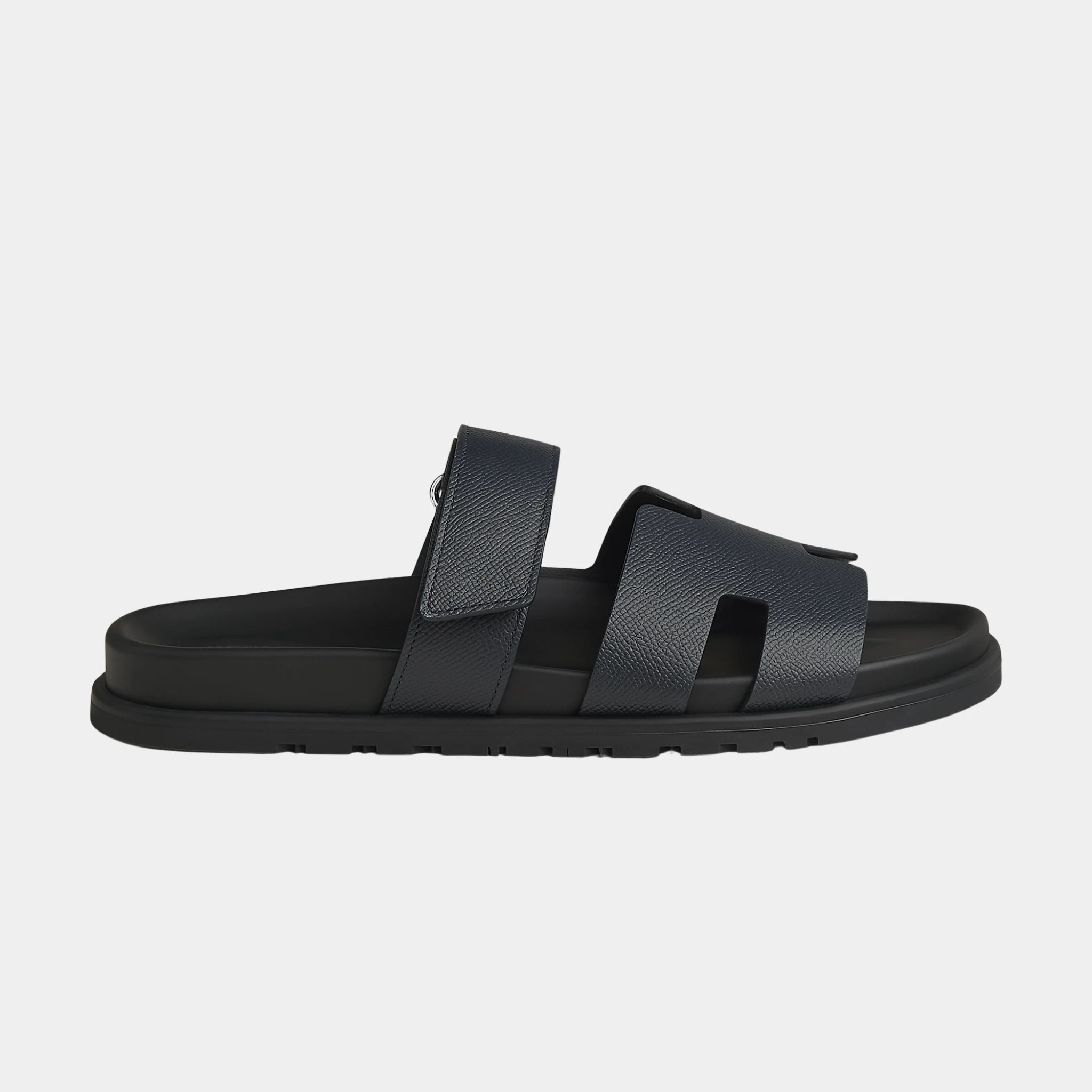 Hermes Chypre Sandal Epsom Men, Marine, Side