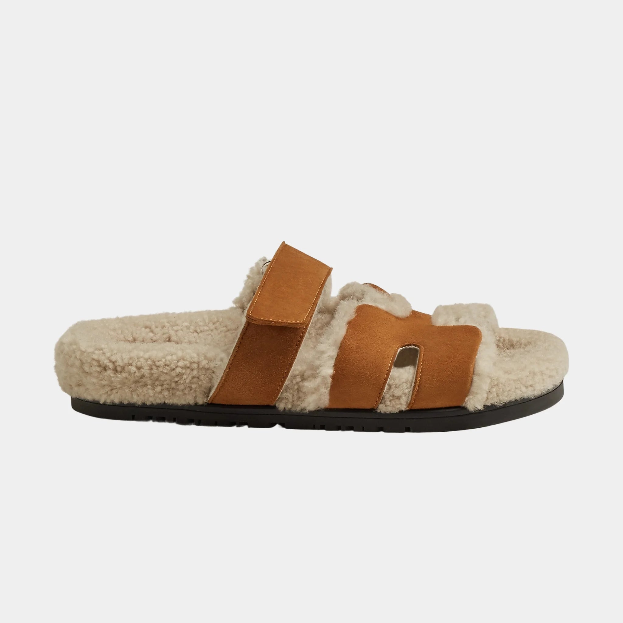 Hermes Chypre Sandal Suede With Shearling Women, Naturel, Ecru, Side