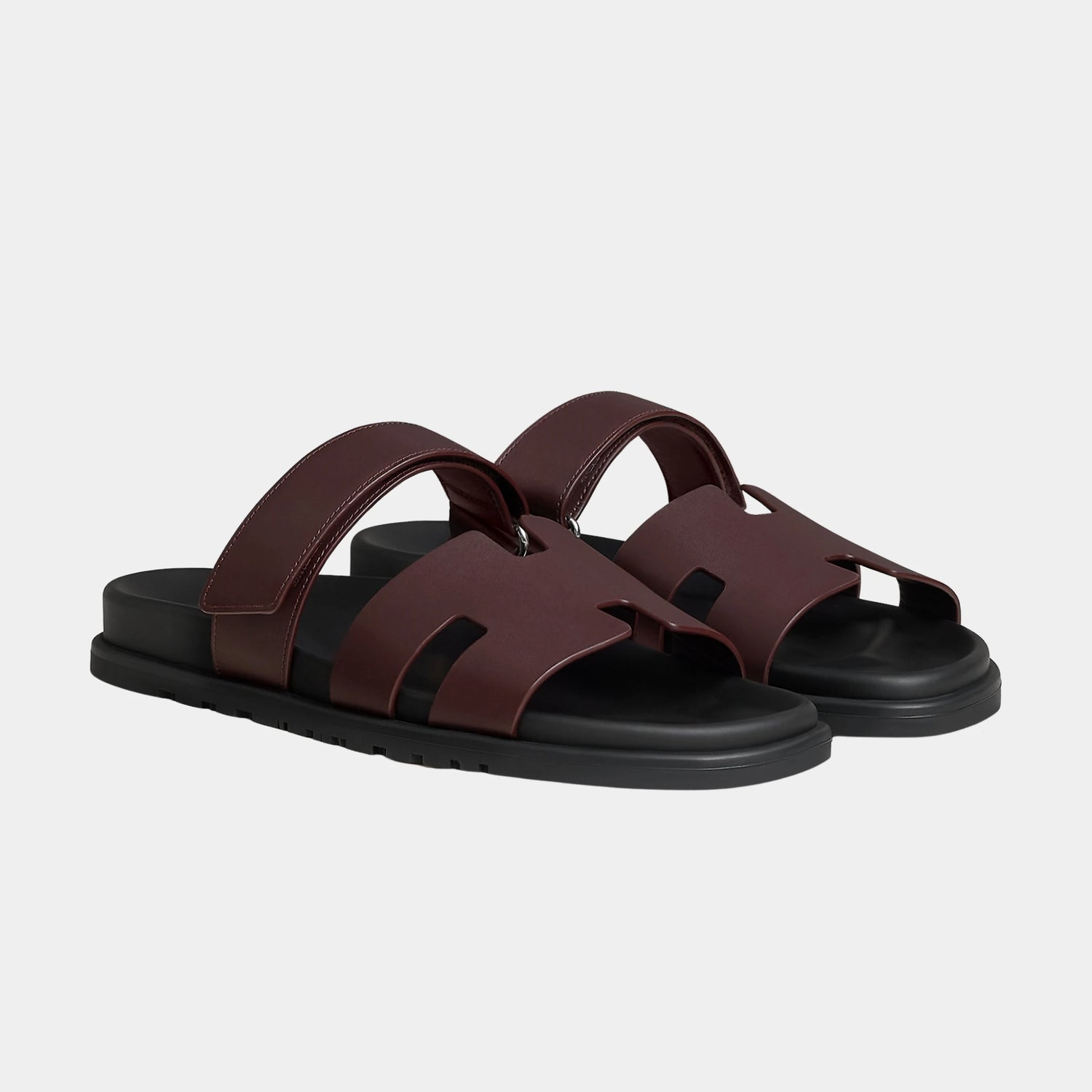Hermes Chypre Sandals Calfskin Men, Rouge H, Front