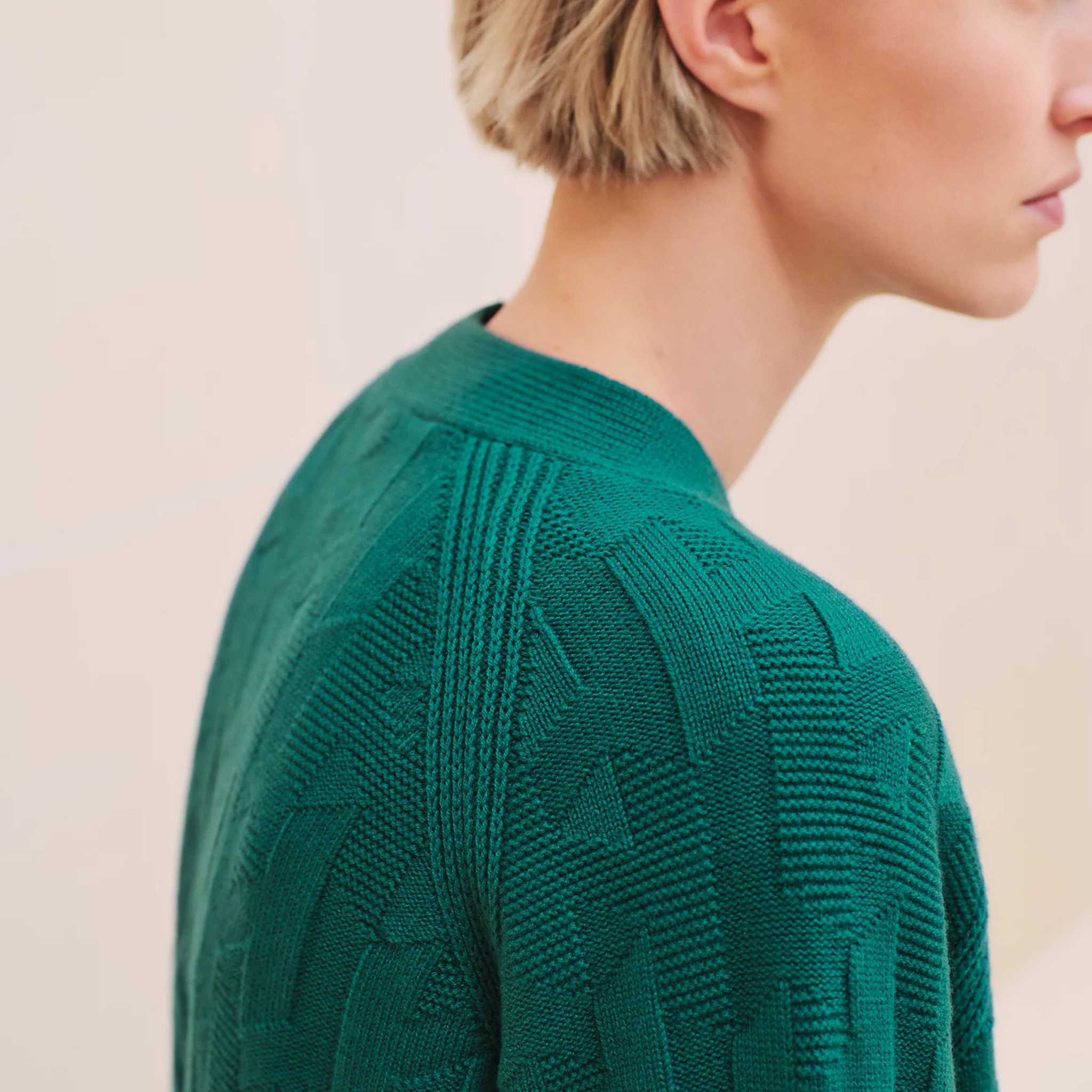 Hermes H Long-Sleeve Cardigan Vert Acanthe, Model, Closeup