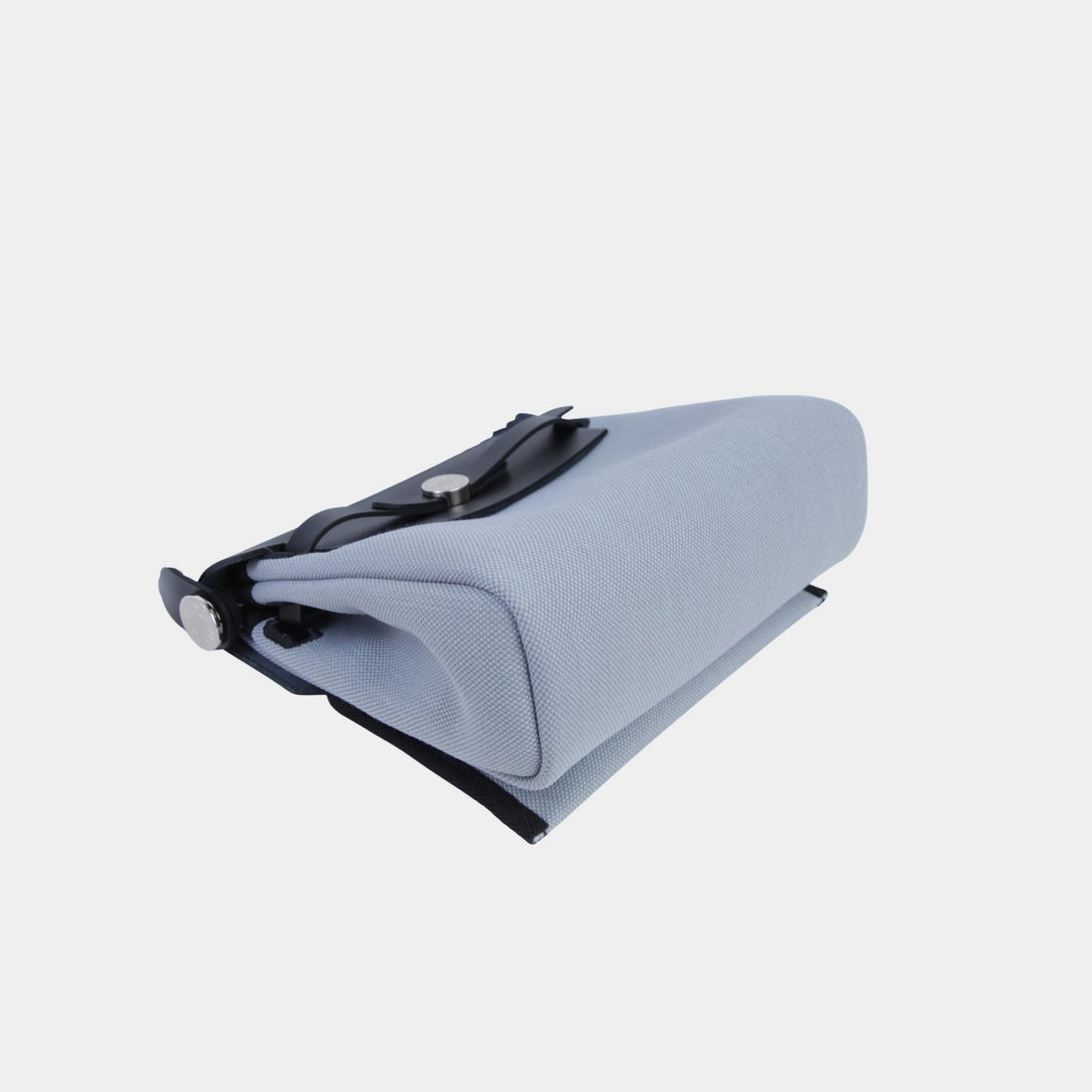 alt
هيرميس Herbag Zip Mini Vache Hunter-Canvas بالأسود/الرمادي Pantin PHW، الجزء السفلي