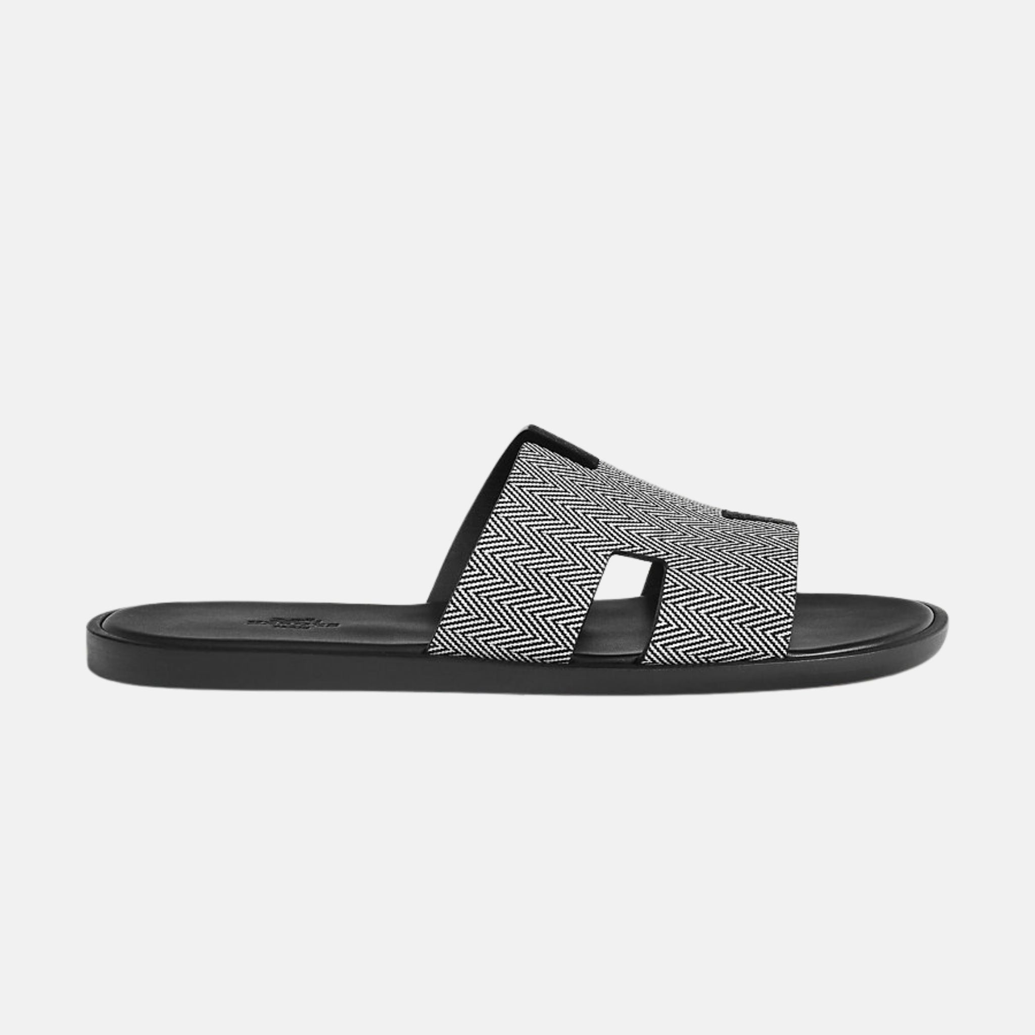 Hermes Izmir Sandal In Chevron Calfskin, Noir Blanc, Side