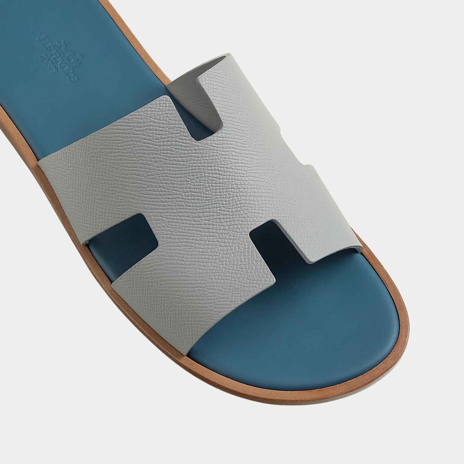 Hermes Izmir Sandal Epsom Calfskin Men, Gris Silex, Bleu Turquin, Top