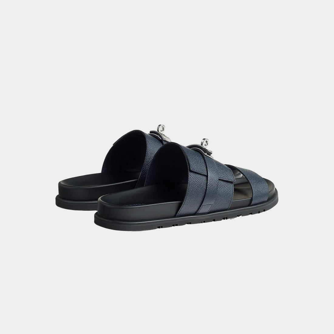 alt
صندل Hermes Jackson من جلد Epsom Calfskin، لون Marine، الخلف