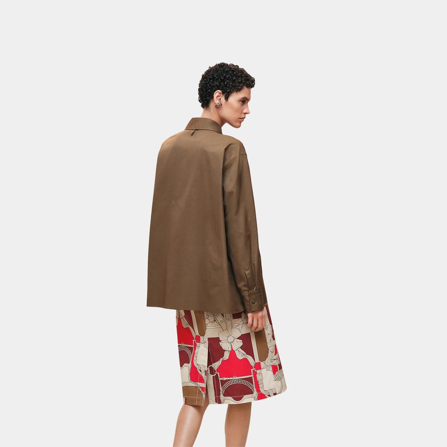 Hermes Loose-fitting Cotton Twill Shirt, Marron Muschio, Back