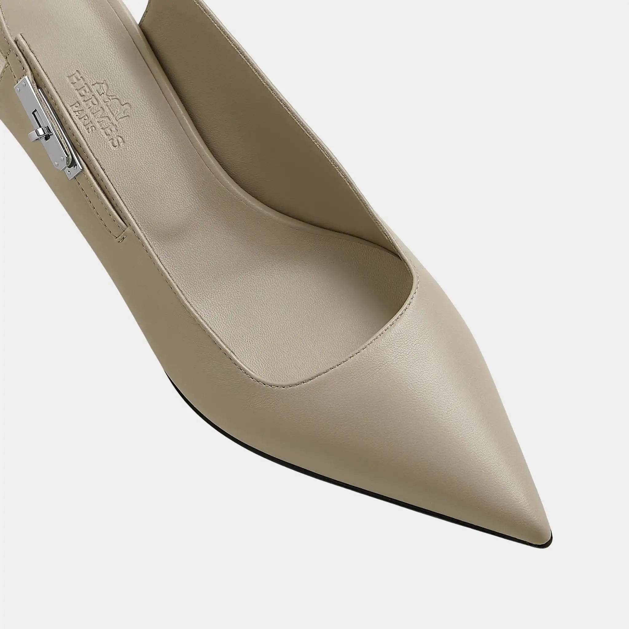 Hermes Lover 40 Pump in Nappa Leather, Beige Galet, Top
