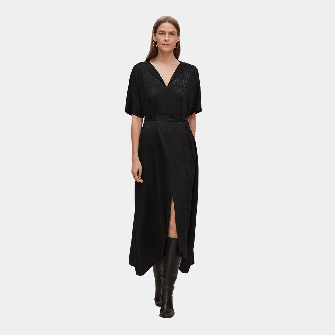 Hermes Mosaique Belted Caftan in Jacquard Silk, Noir, Front