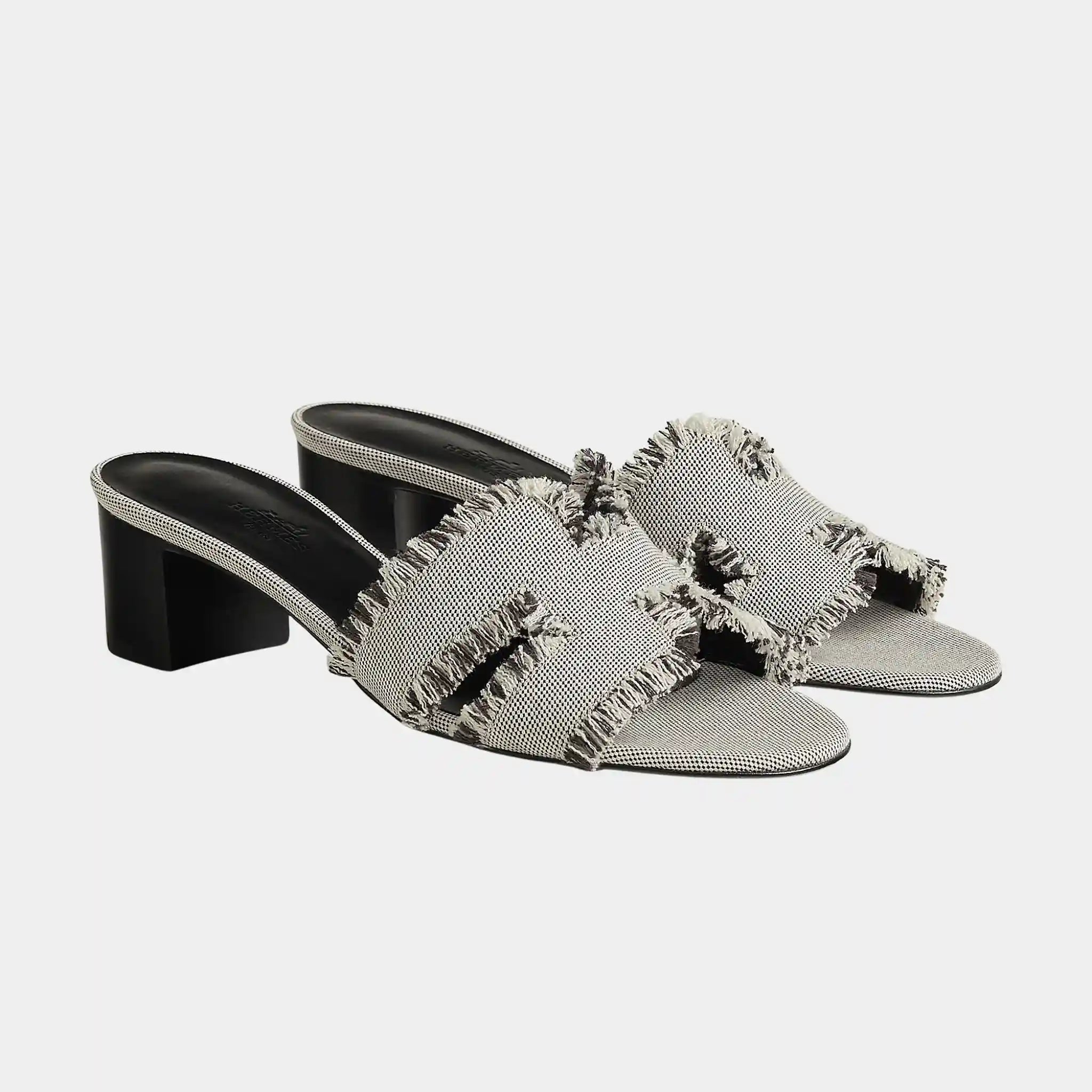 Hermes Oasis Sandal in Maxi Fringed H Canvas, Prunoir, Front