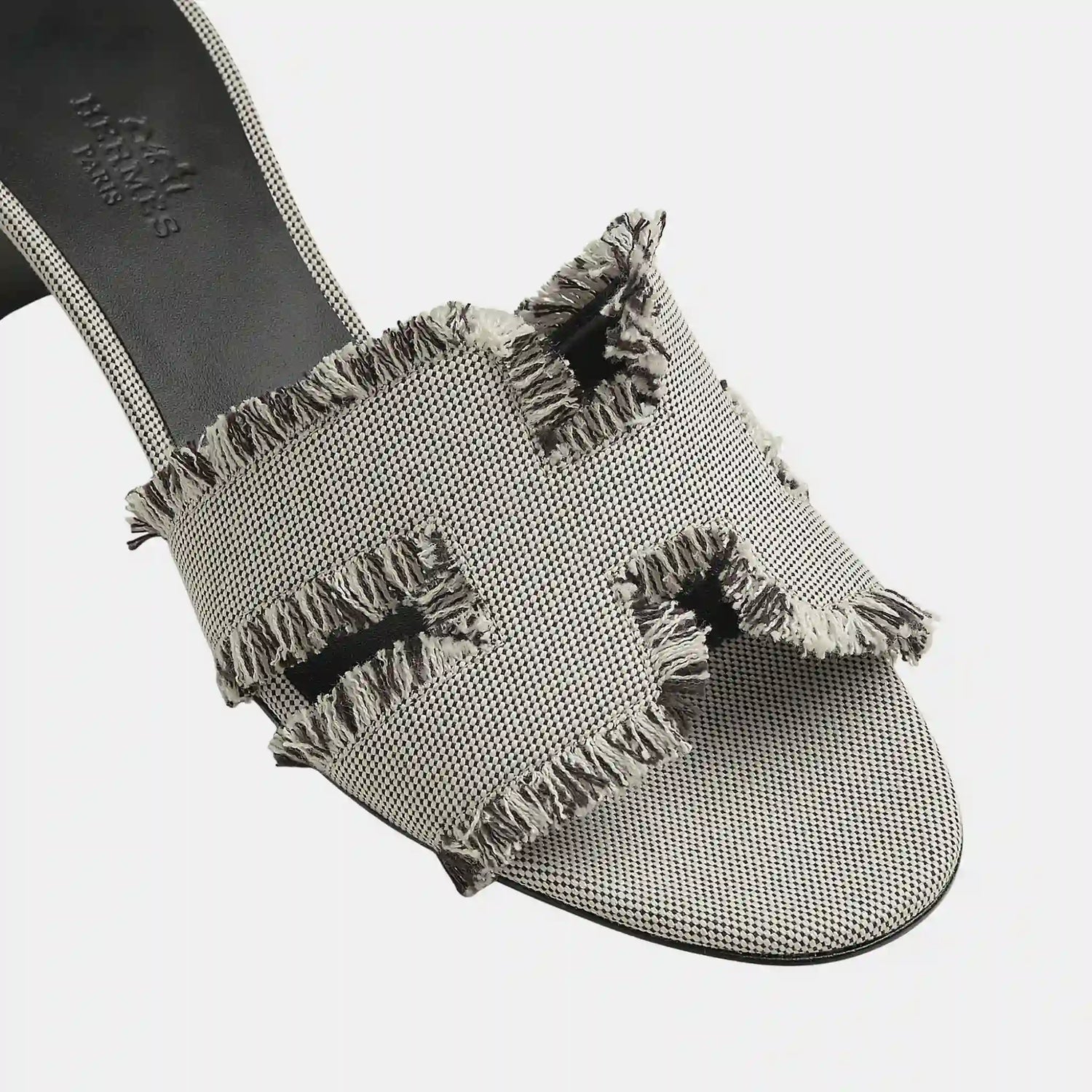 Hermes Oasis Sandal in Maxi Fringed H Canvas, Prunoir, Top