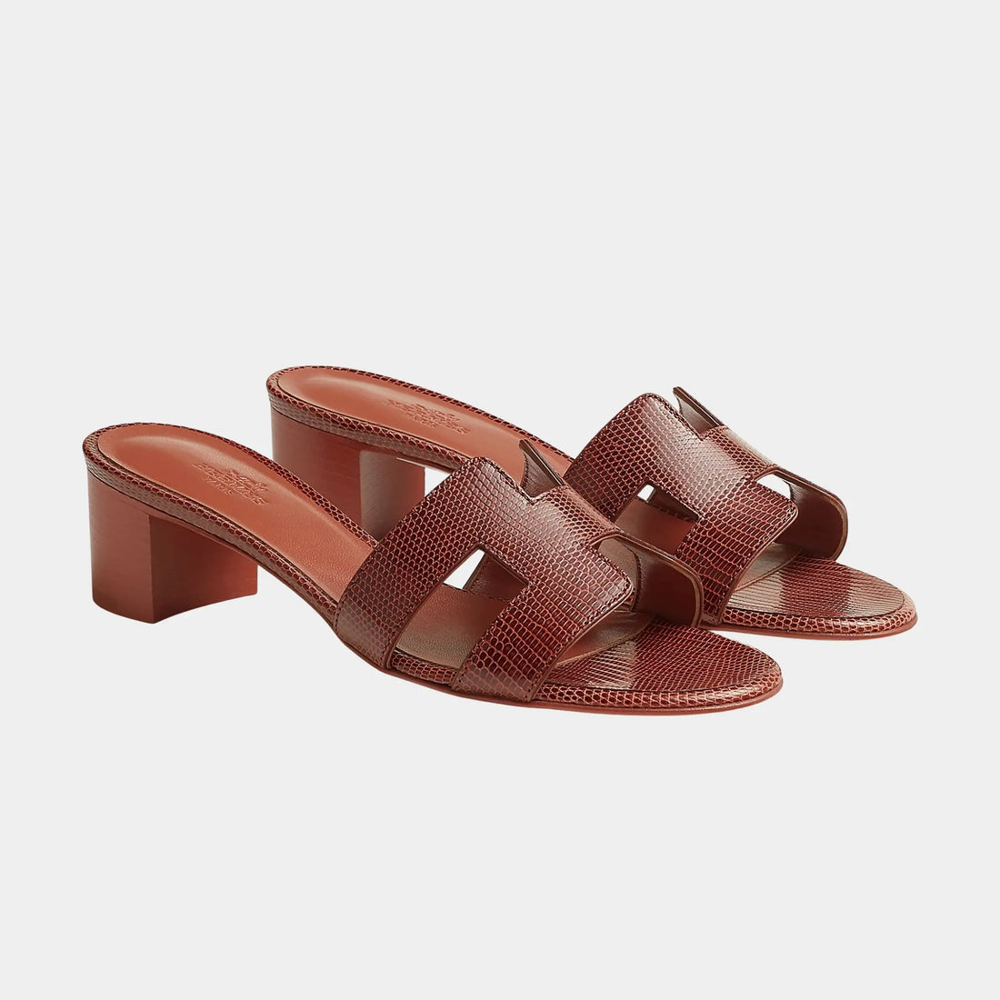 Hermes Oasis Sandal in Shiny Java Lizard, Orange Canyon, Front