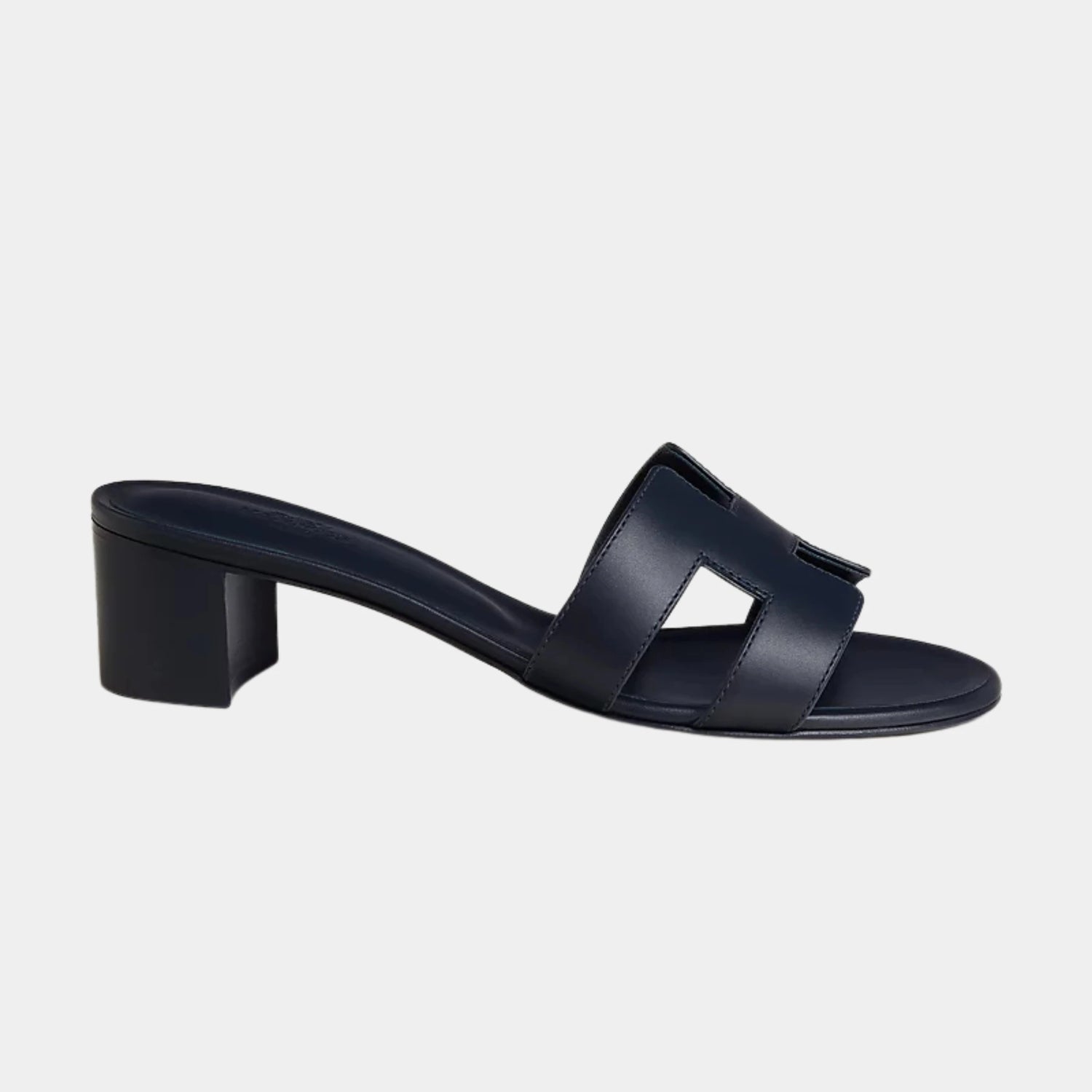 Hermes Oasis Sandals in Calfskin, Marine, Side