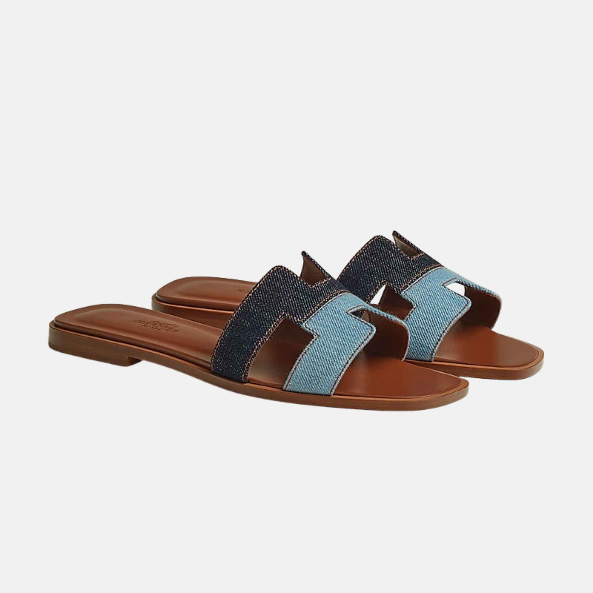 Hermes Oran Sandal Denim, Bleu Brut/Bleu Clair, Front View