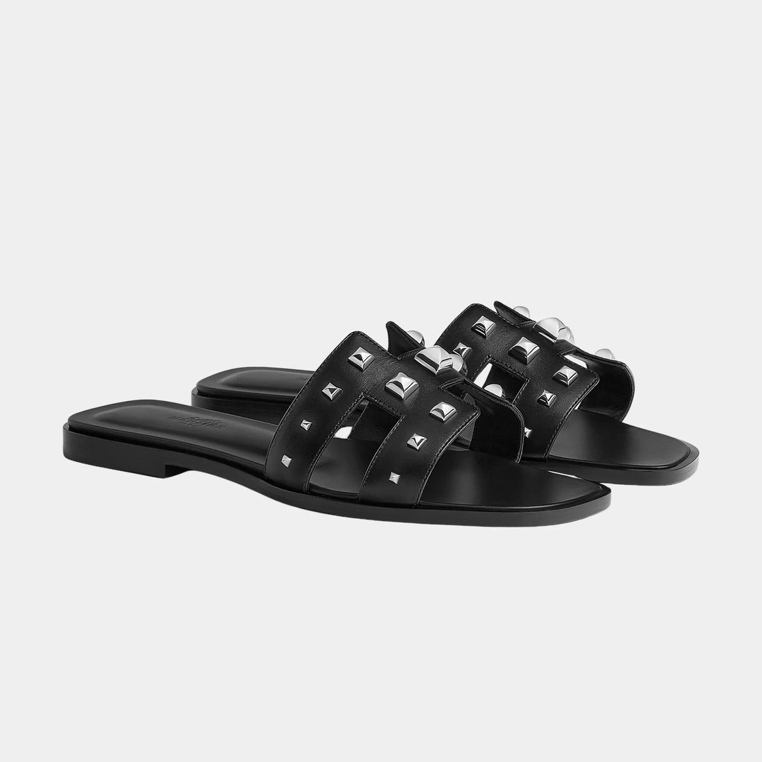 Hermes Oran Sandals in Calfskin with Studs, Noir, Front