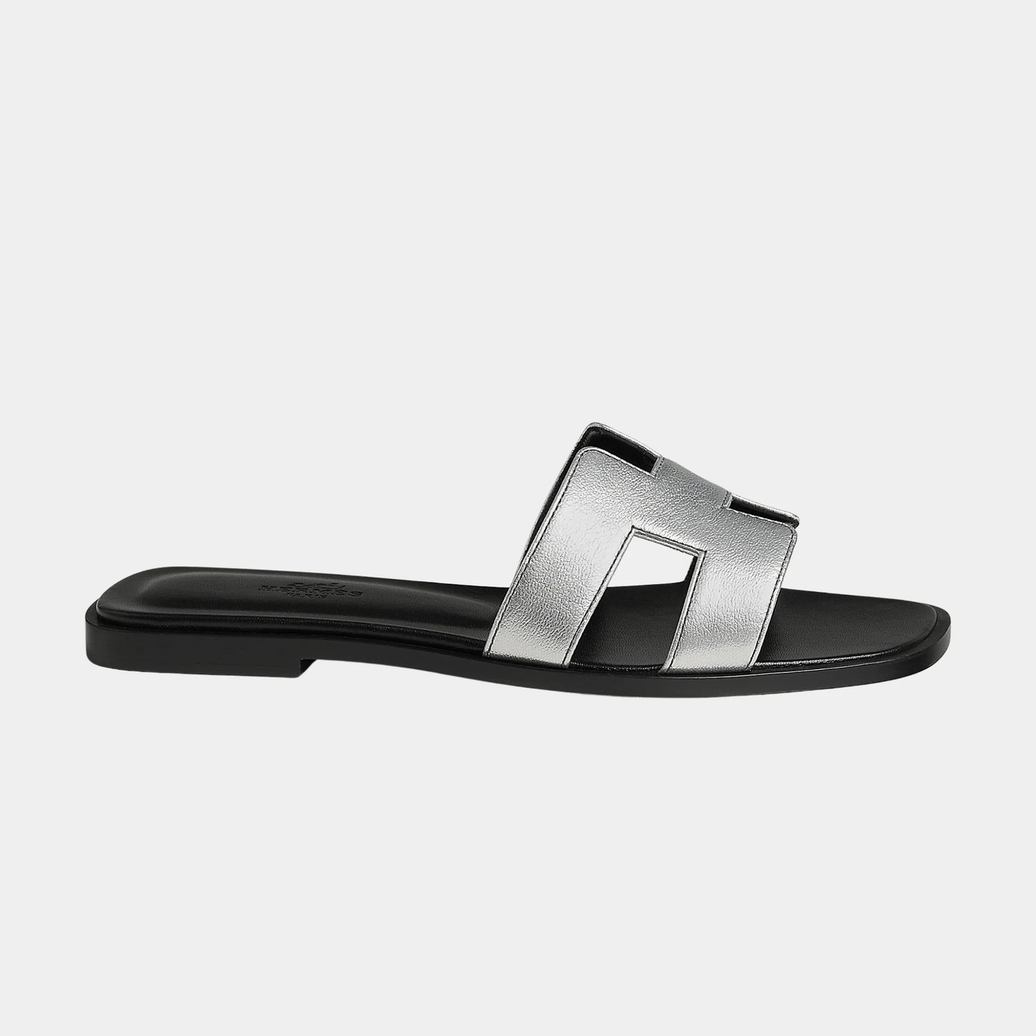 Hermes Oran Sandals in Metallic Goatskin, Gris Argente, Side