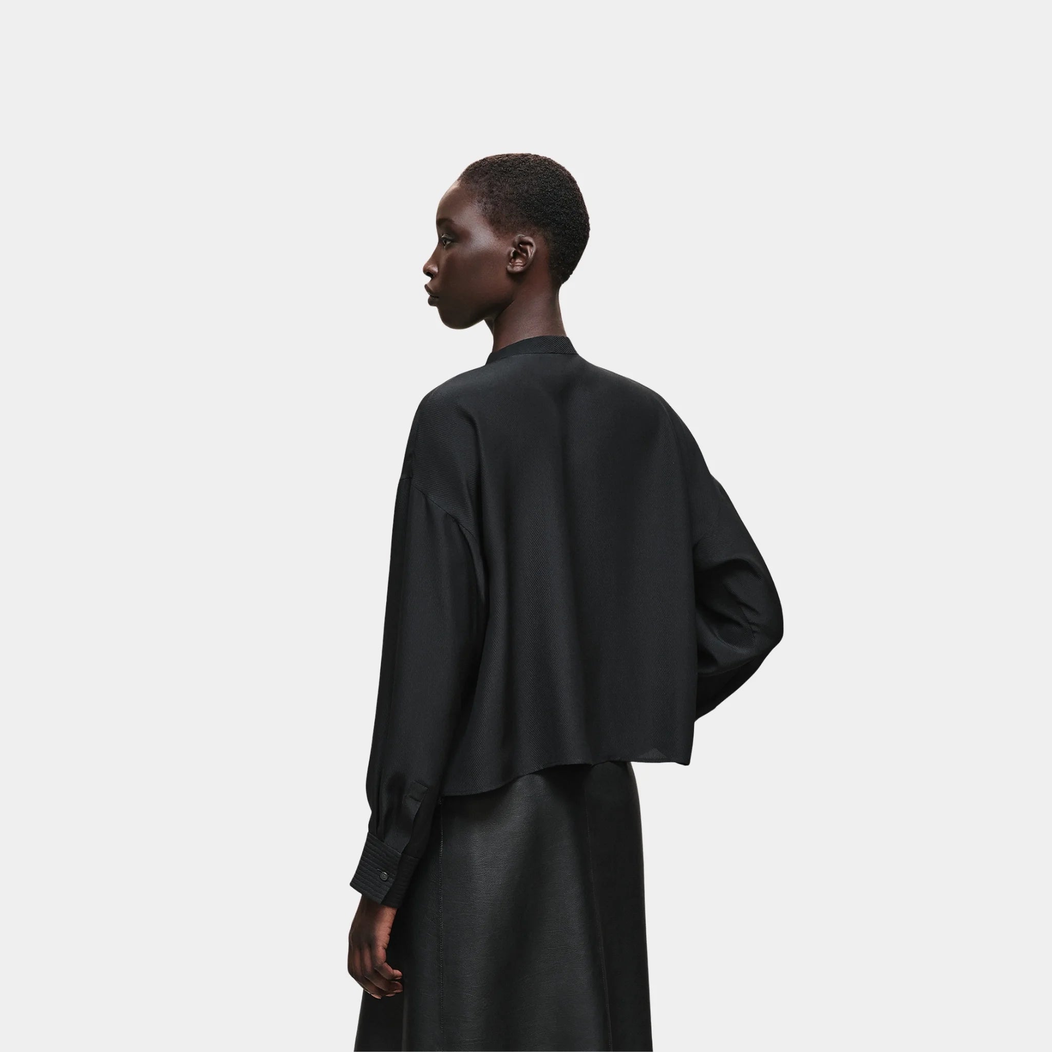 Hermes Shirt in Crepe Silk Cavalry, Noir, Back