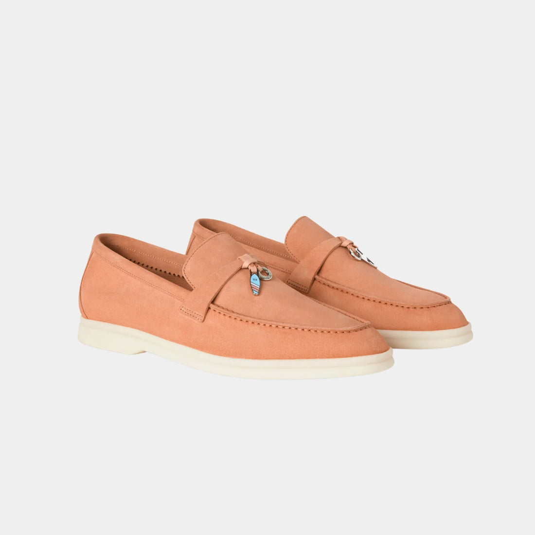 Loro Piana Summer Charms Walk لوفر من الشمواه مع My Charms، ملح الهيمالايا، أمامي