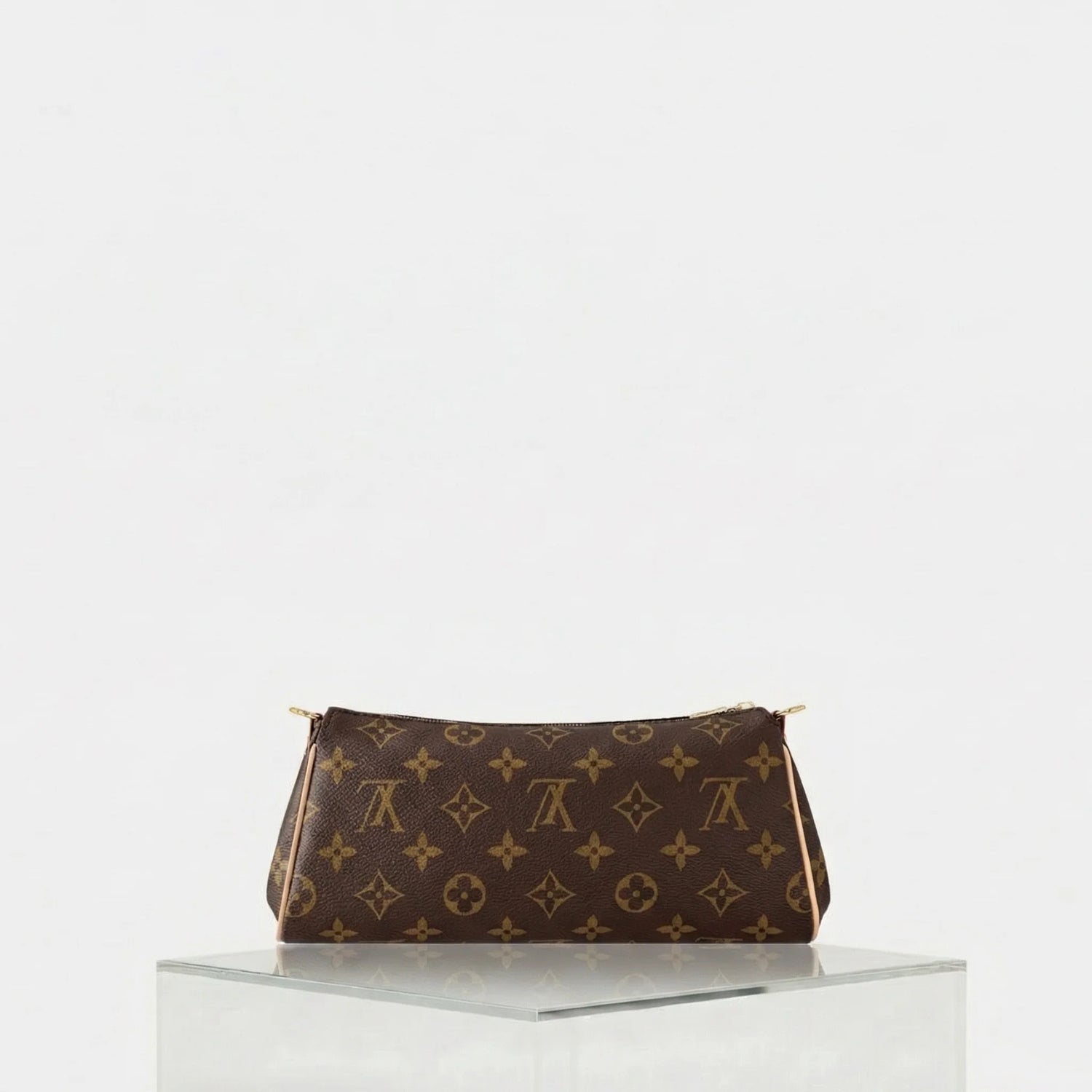 Louis Vuitton Eva Pouch, Back