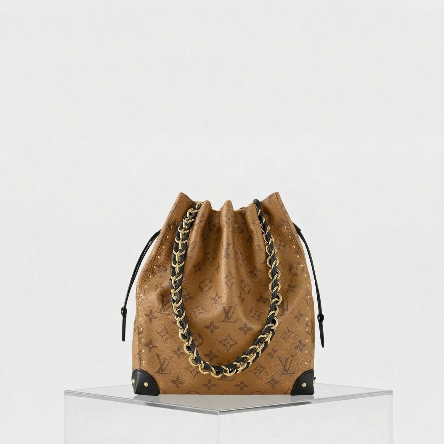 Louis Vuitton Noé Trunk PM Monogram Reverse Cruise 2025, Front