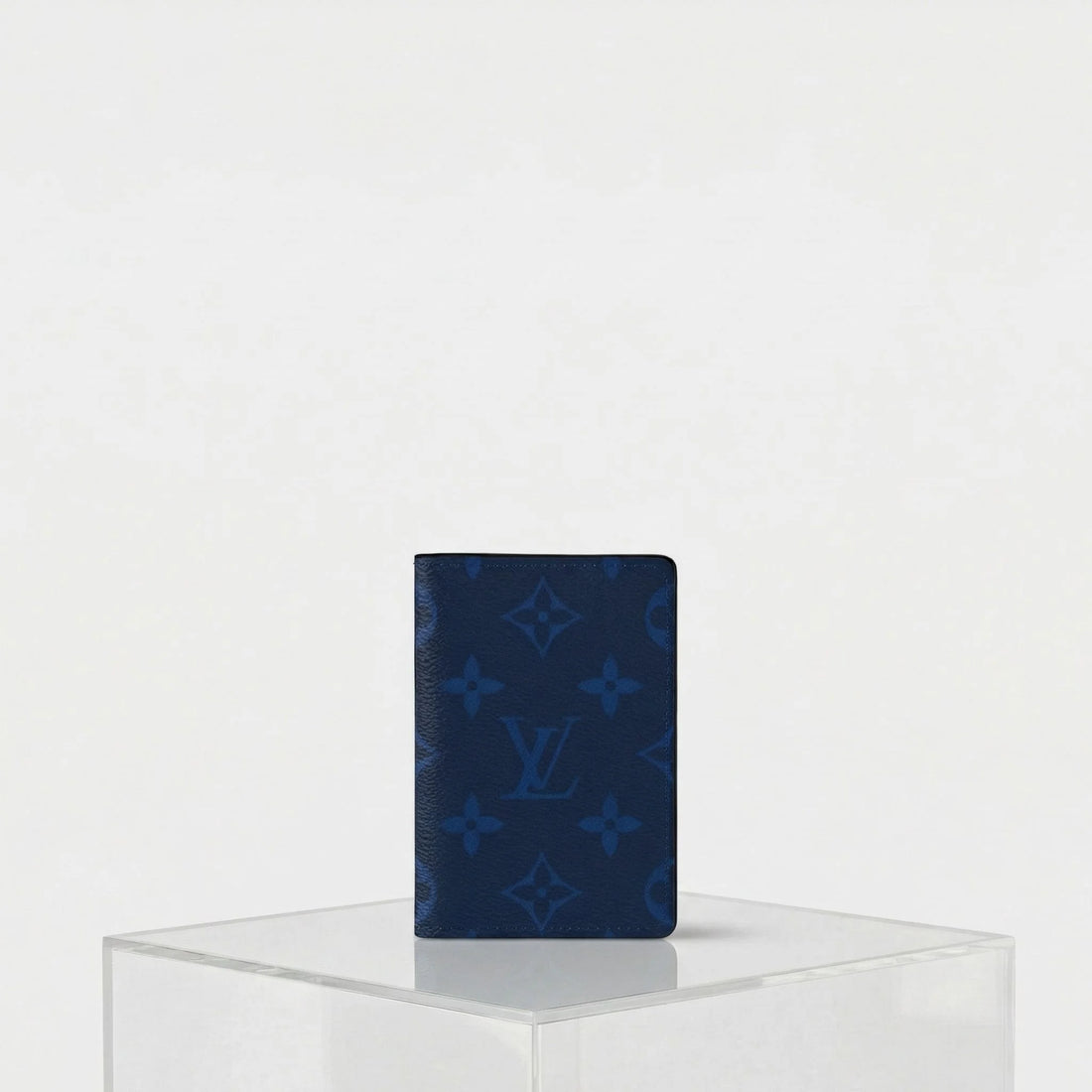 Louis Vuitton Pocket Organiser Taigarama, Cobalt Front, Studio