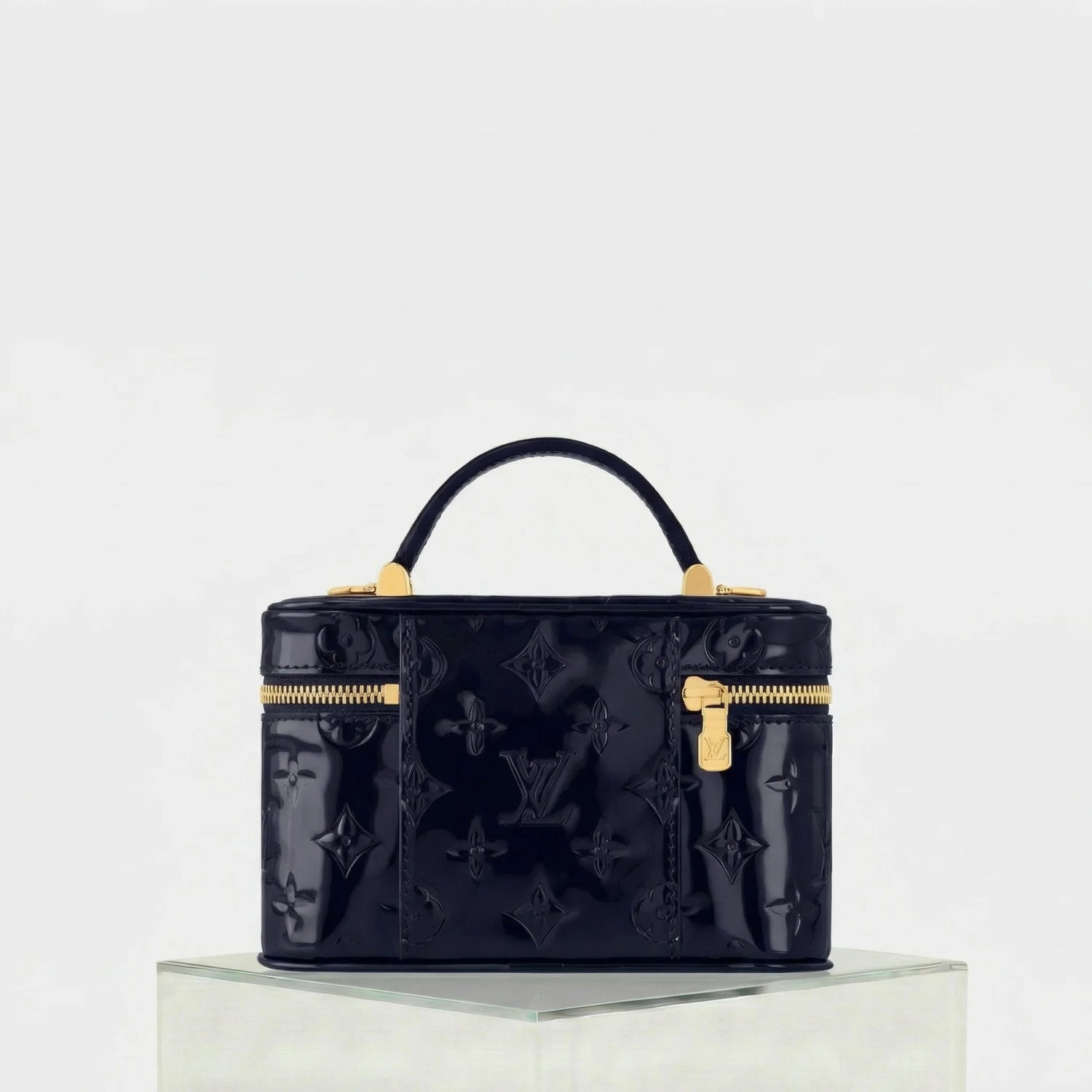 Louis Vuitton Vanity Chain Pouch Monogram Vernis, Back