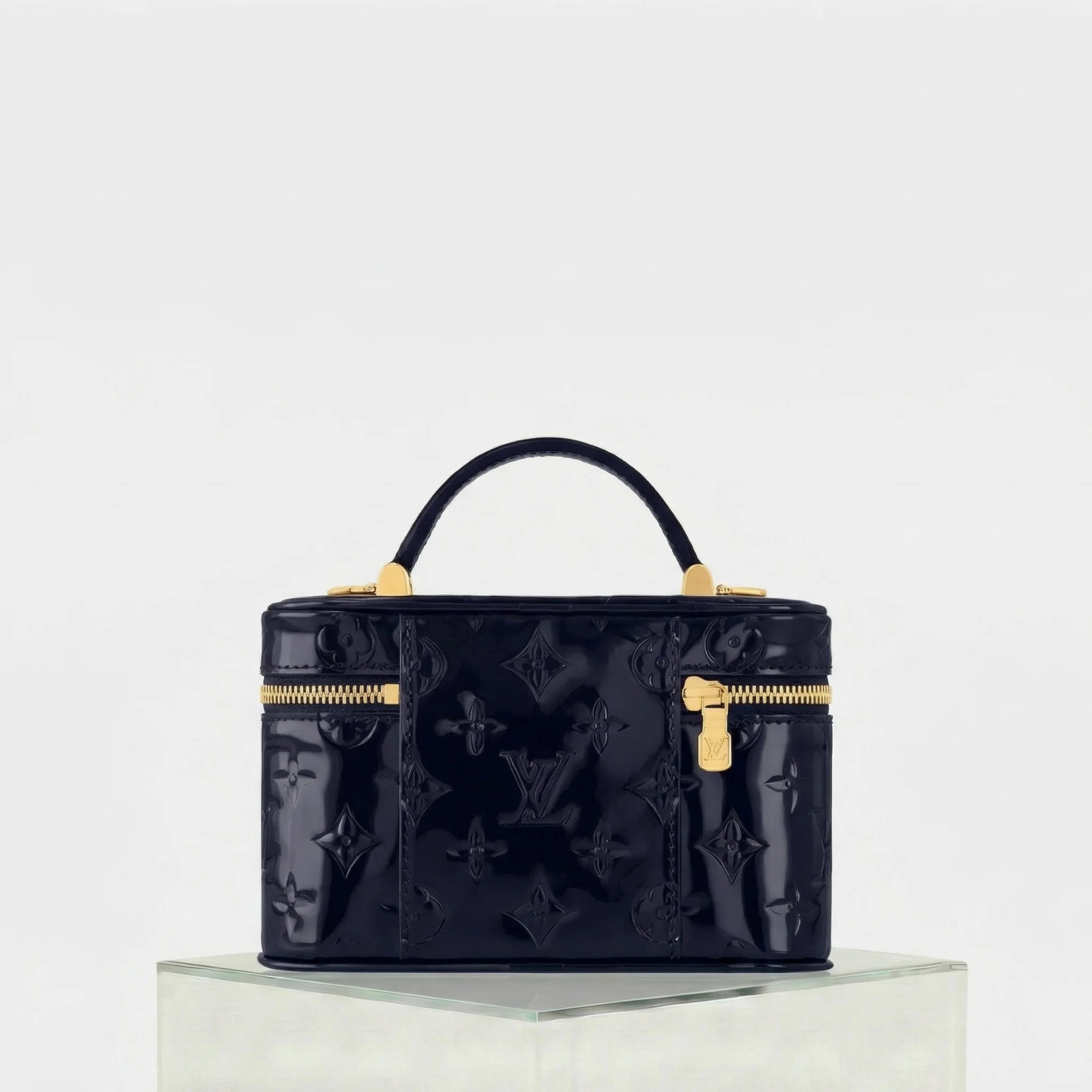 Louis Vuitton Vanity Chain Pouch Monogram Vernis, Back