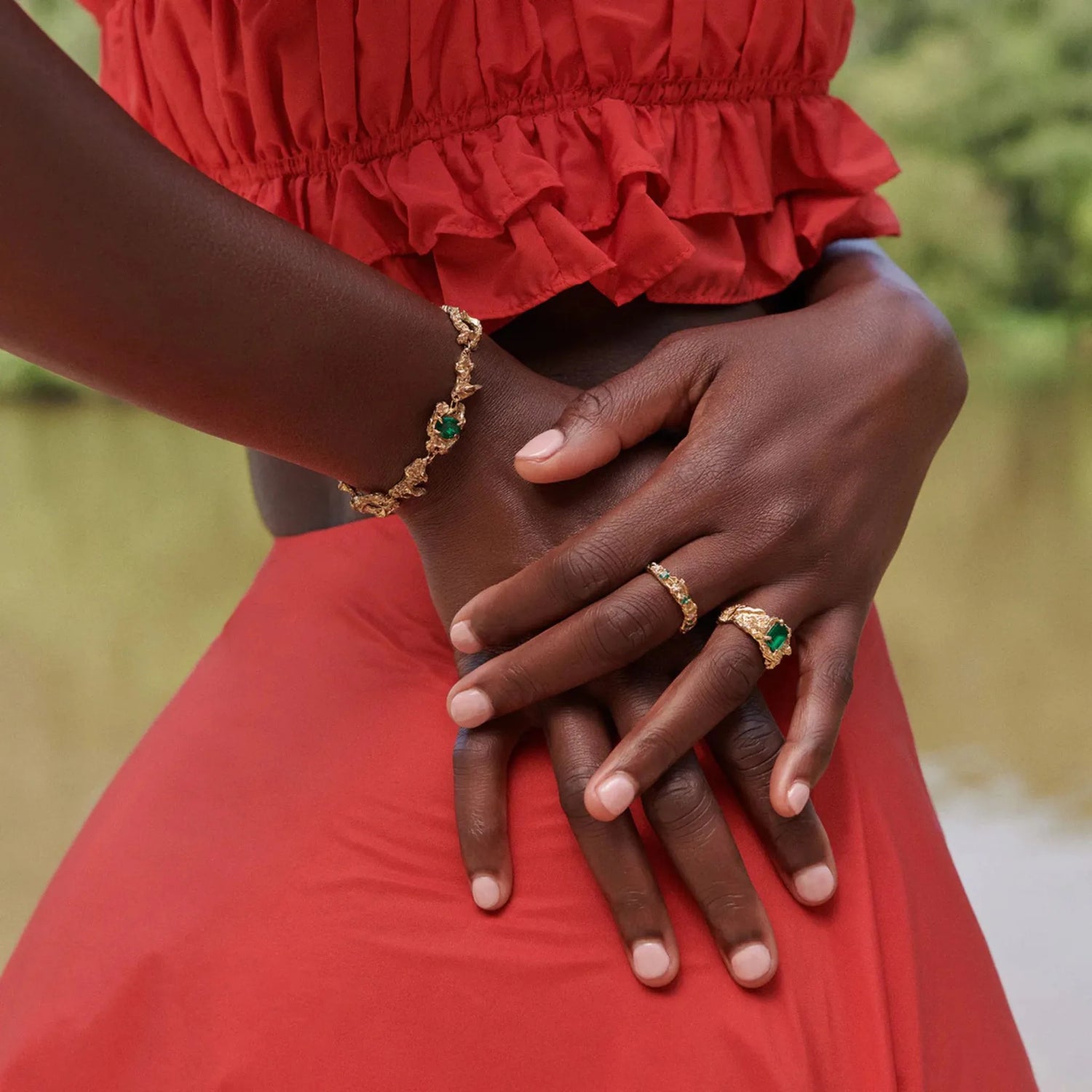 Loveness Lee Alba Emerald Moissanite Ring, Model