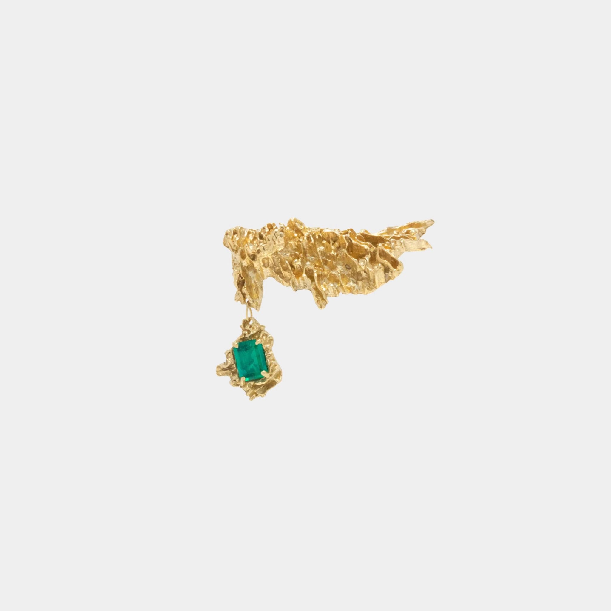 Loveness Lee Nameko Emerald Cuff