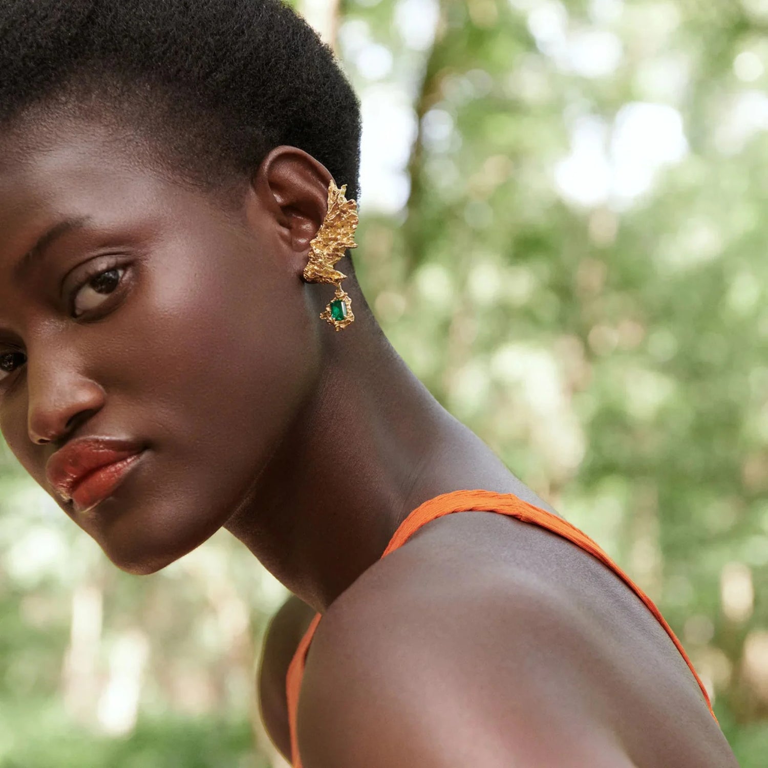 Loveness Lee Nameko Emerald Cuff