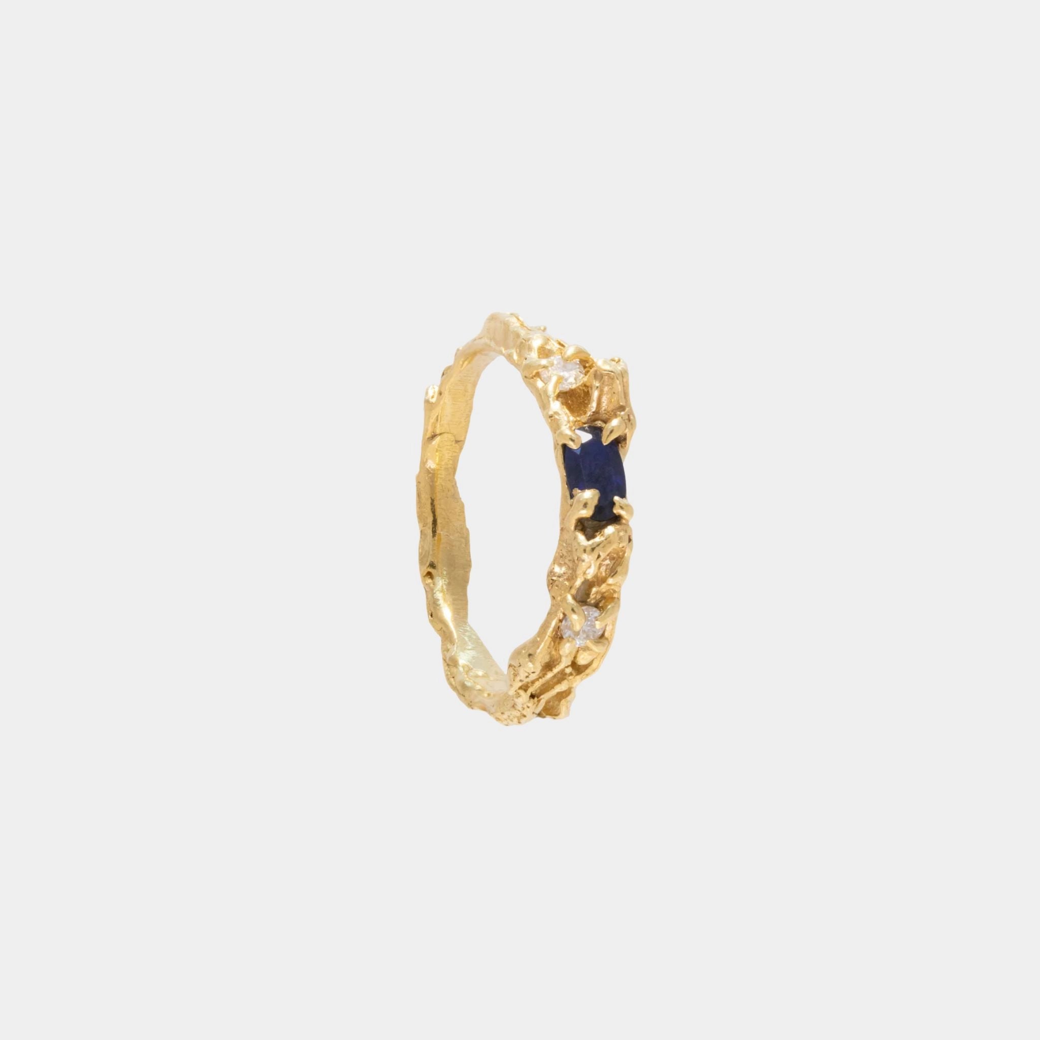 Rosea Sapphire Moissanite Ring