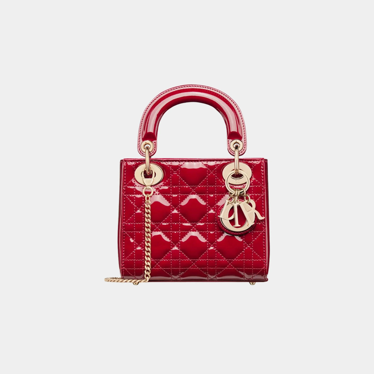 حقيبة Mini Lady Dior باللون الأحمر الكرزي من جلد Cannage Patent