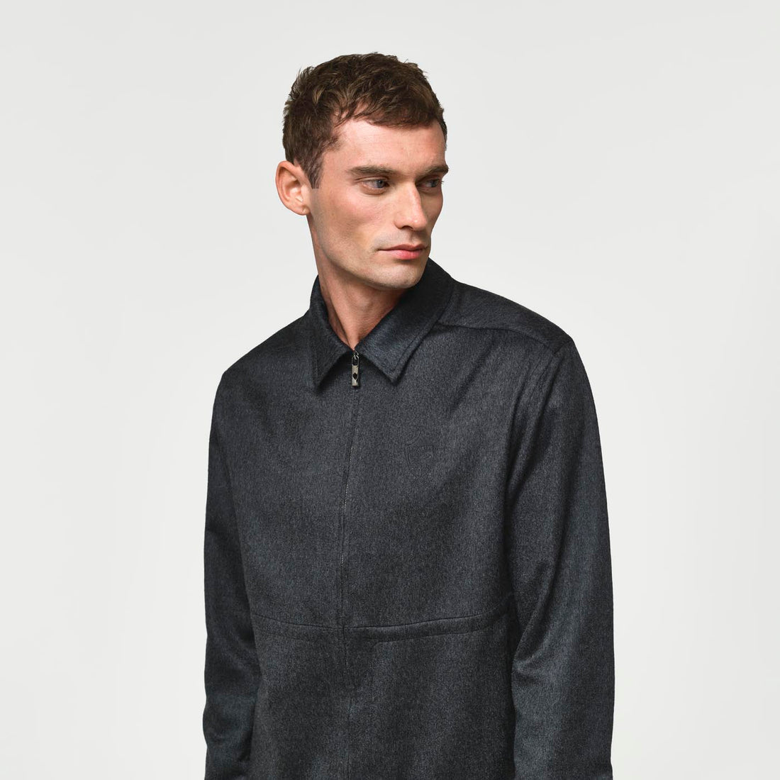 Ogier Aosta Cashmere Overshirt, closeupModel 