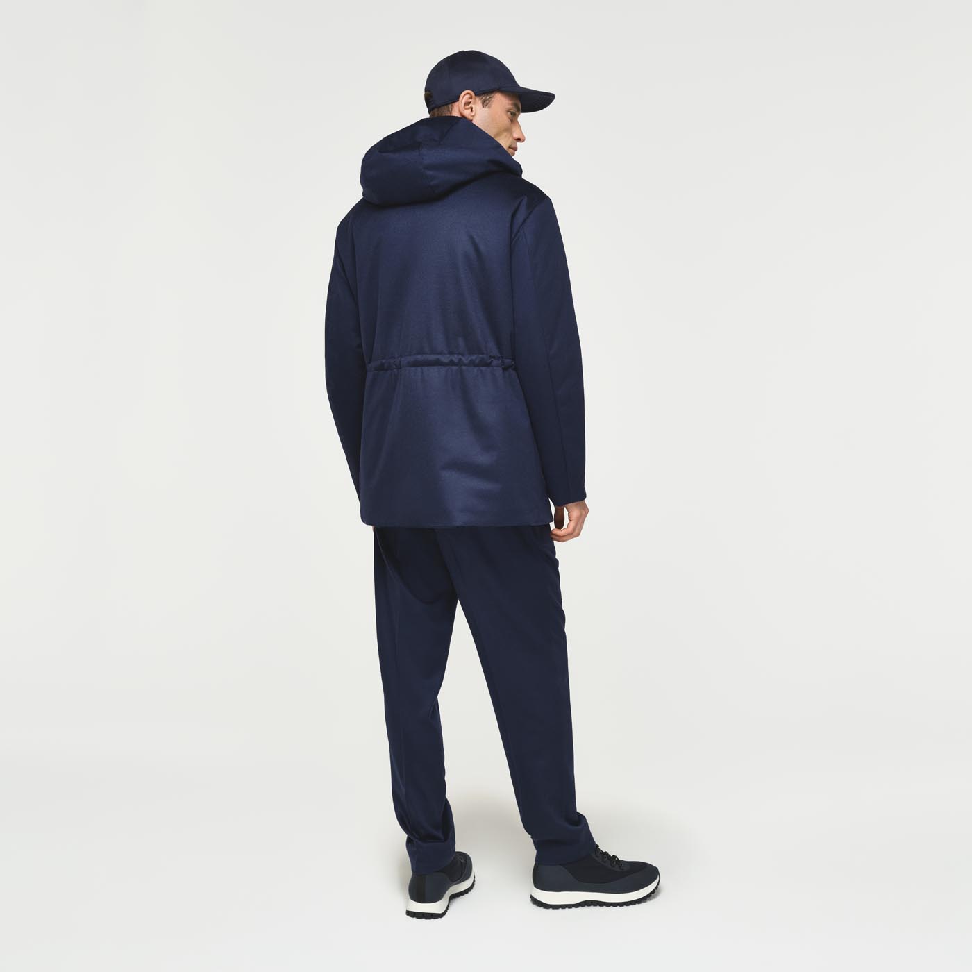 Ogier Denver Parka Navy, Model Back