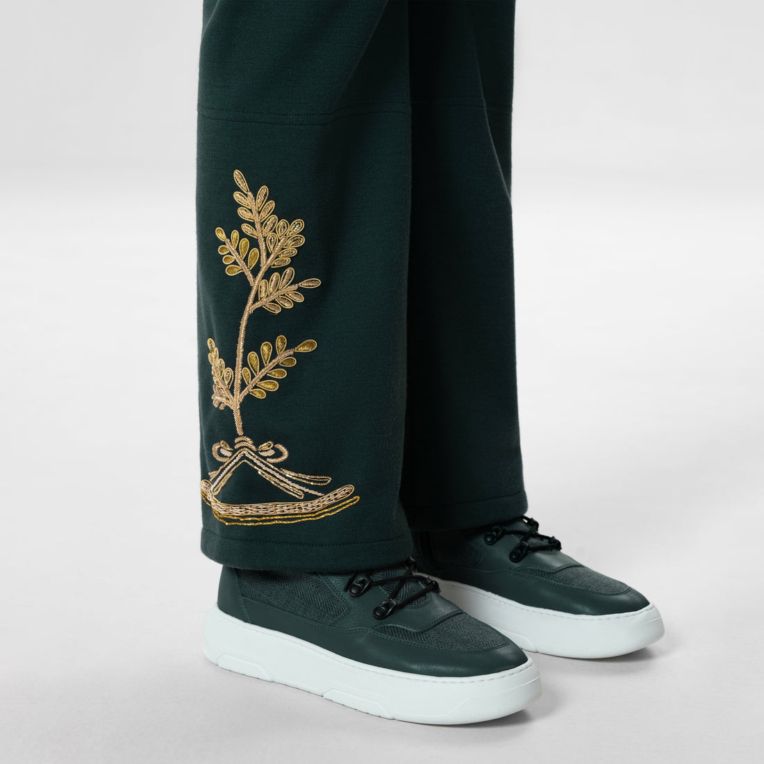 Ogier Sultan Ski Pants, closeup model