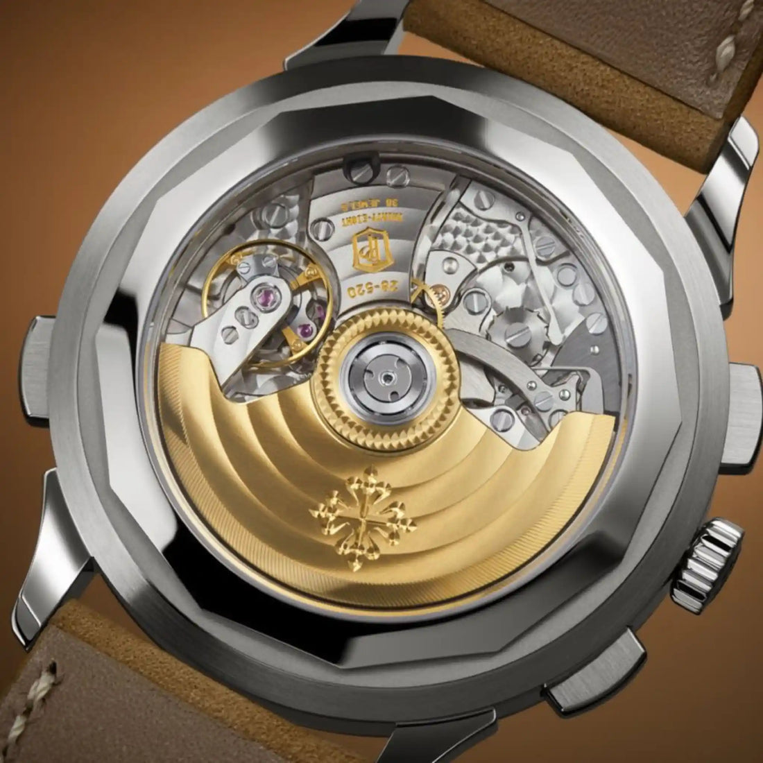 Patek Philippe 5935A-001 كرونوغراف يونيفرسال تايم فلايباك، الخلفية